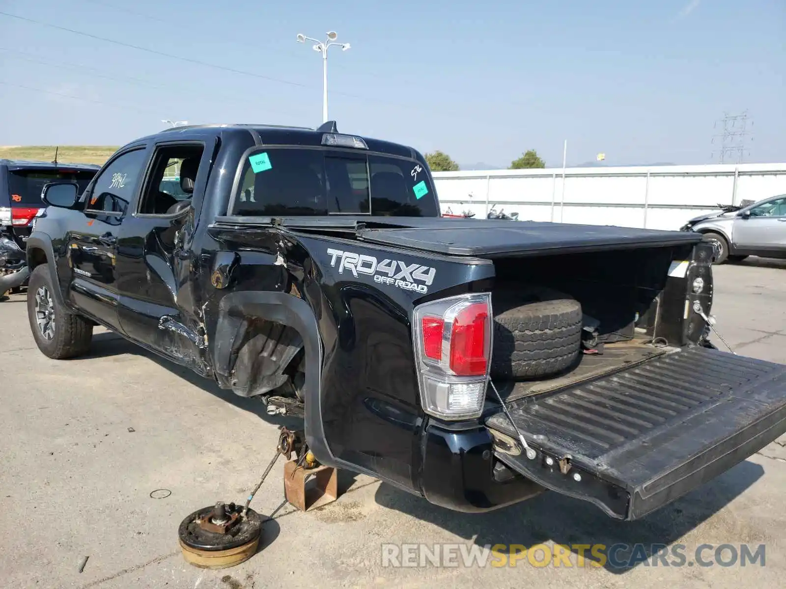 3 Photograph of a damaged car 5TFCZ5AN5LX221857 TOYOTA TACOMA 2020