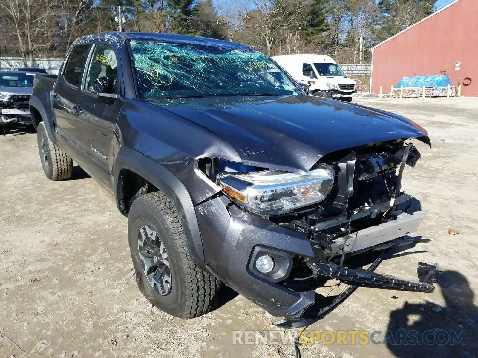 1 Photograph of a damaged car 5TFCZ5AN5LX229537 TOYOTA TACOMA 2020