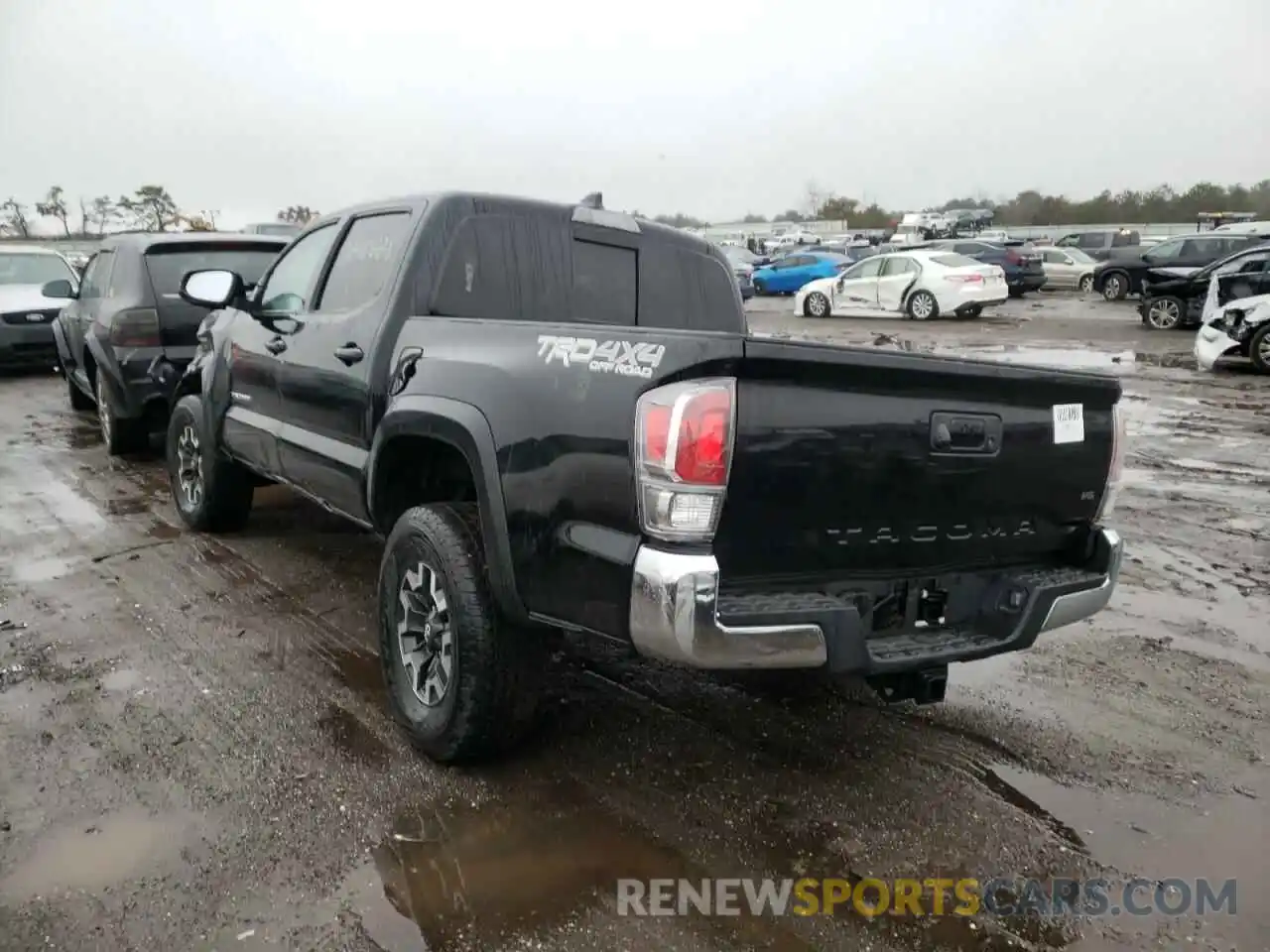 3 Фотография поврежденного автомобиля 5TFCZ5AN5LX229893 TOYOTA TACOMA 2020