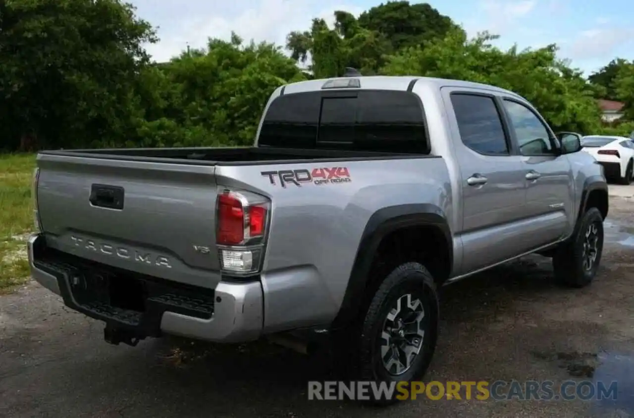 4 Photograph of a damaged car 5TFCZ5AN5LX231398 TOYOTA TACOMA 2020