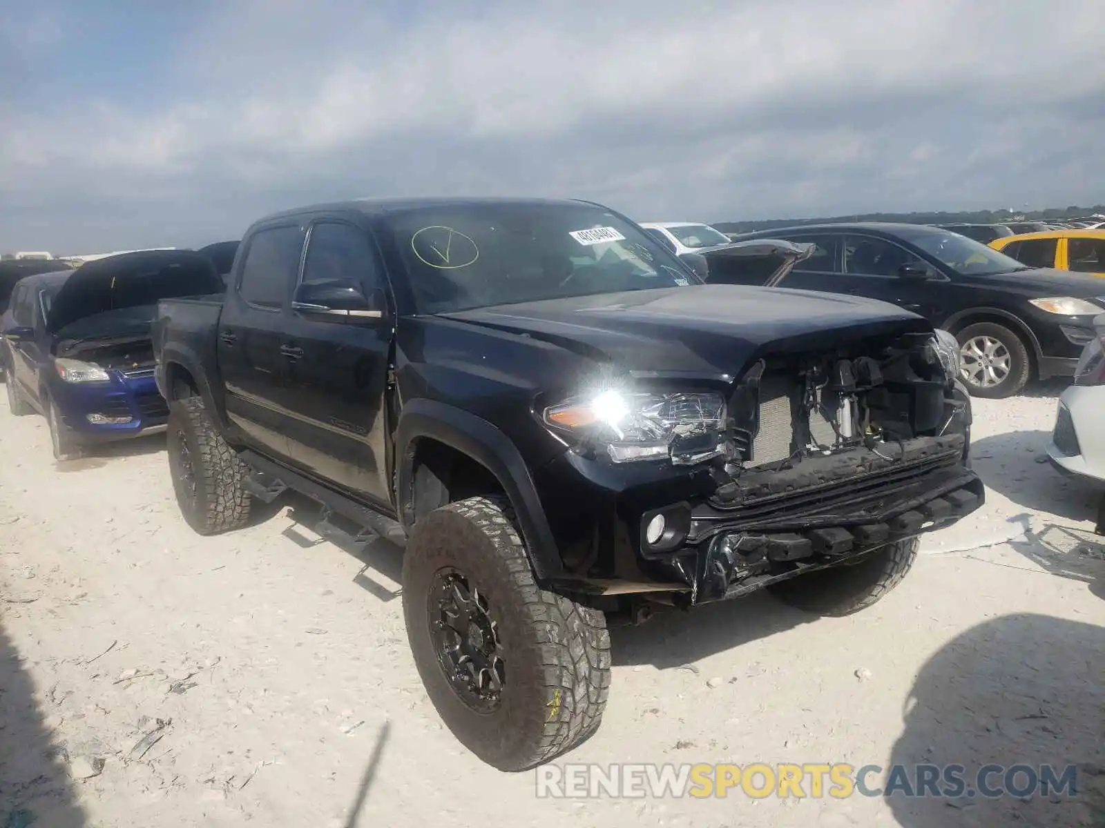 1 Photograph of a damaged car 5TFCZ5AN5LX233667 TOYOTA TACOMA 2020