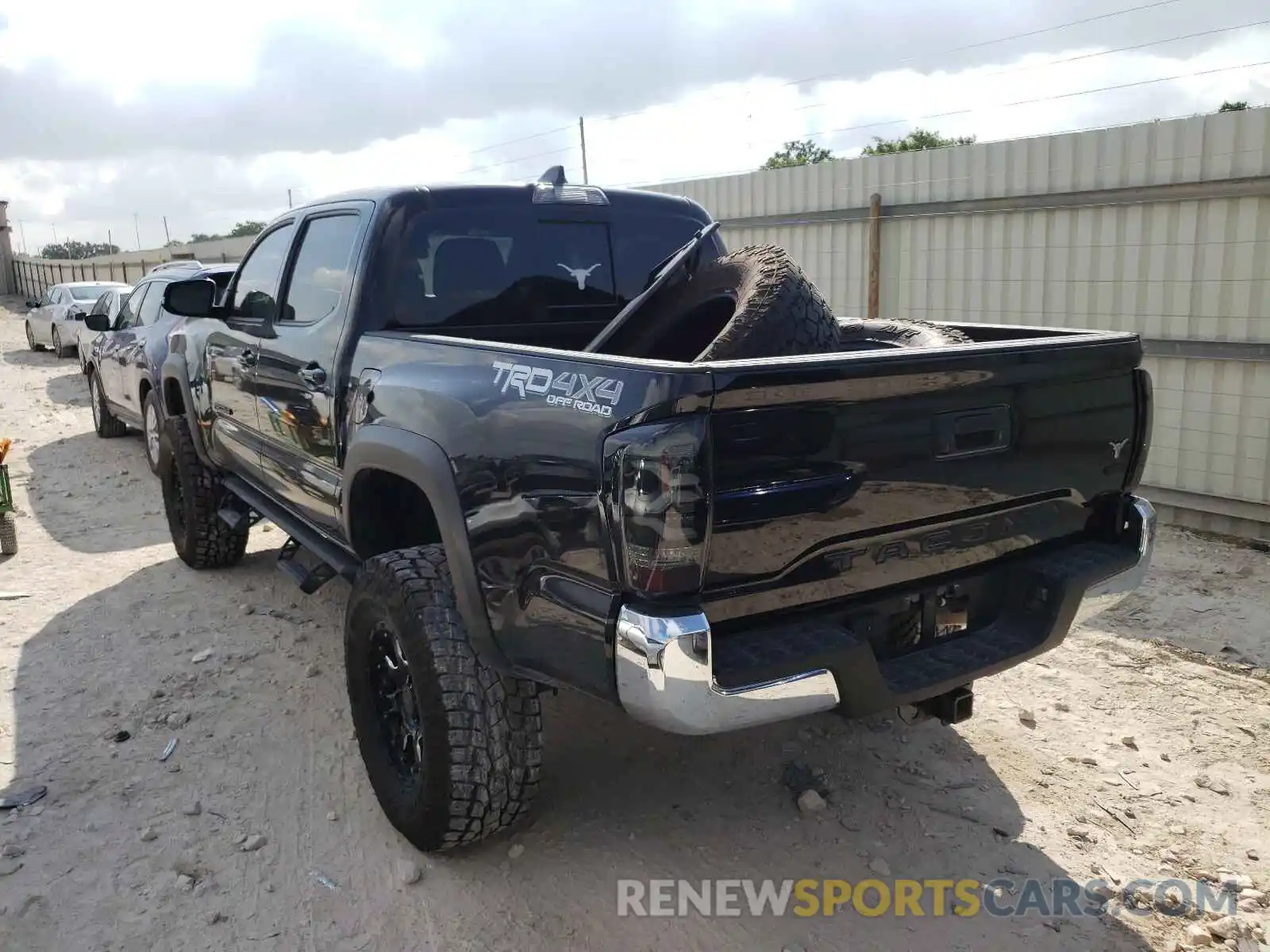 3 Photograph of a damaged car 5TFCZ5AN5LX233667 TOYOTA TACOMA 2020