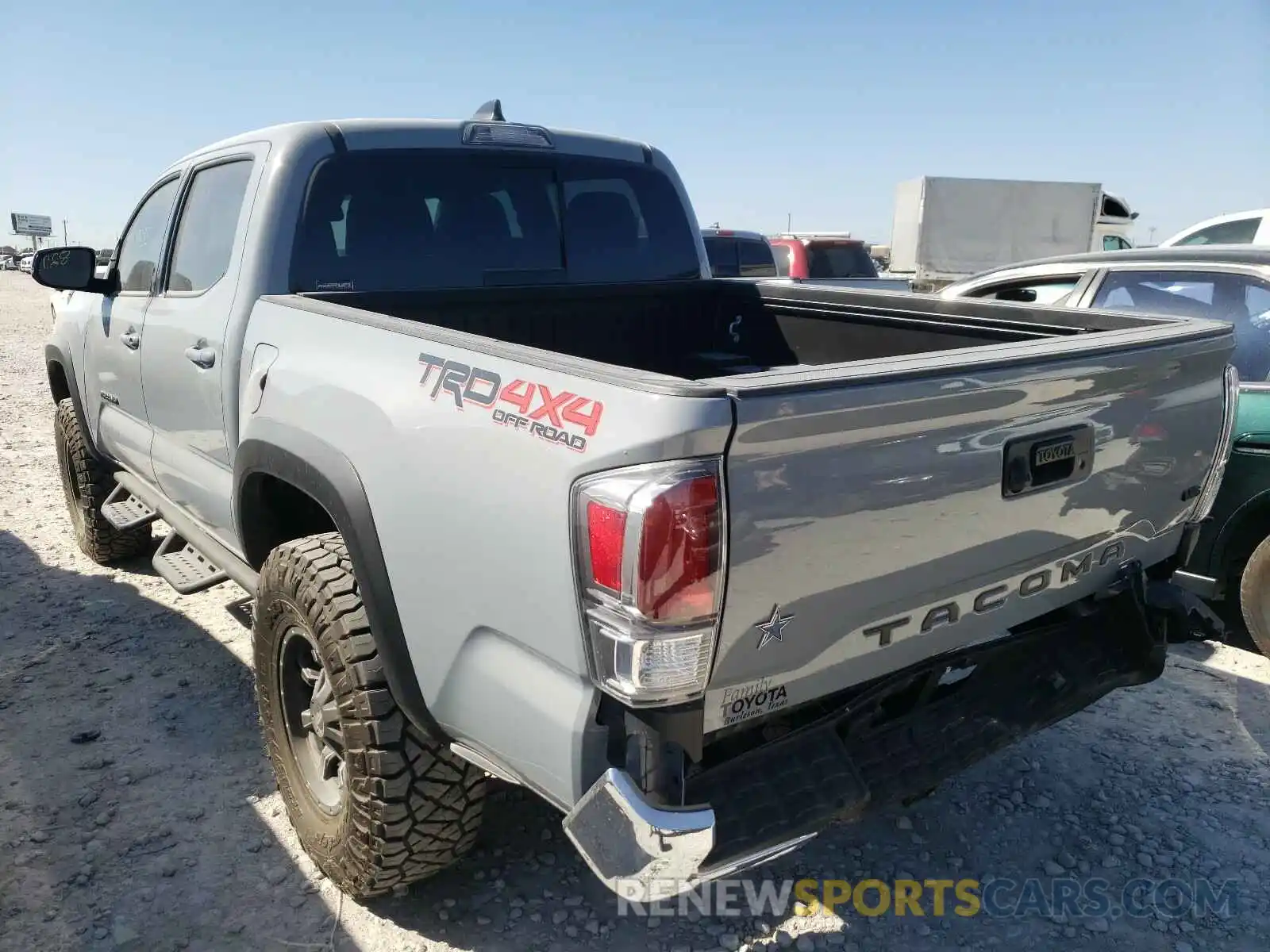 3 Photograph of a damaged car 5TFCZ5AN5LX235371 TOYOTA TACOMA 2020