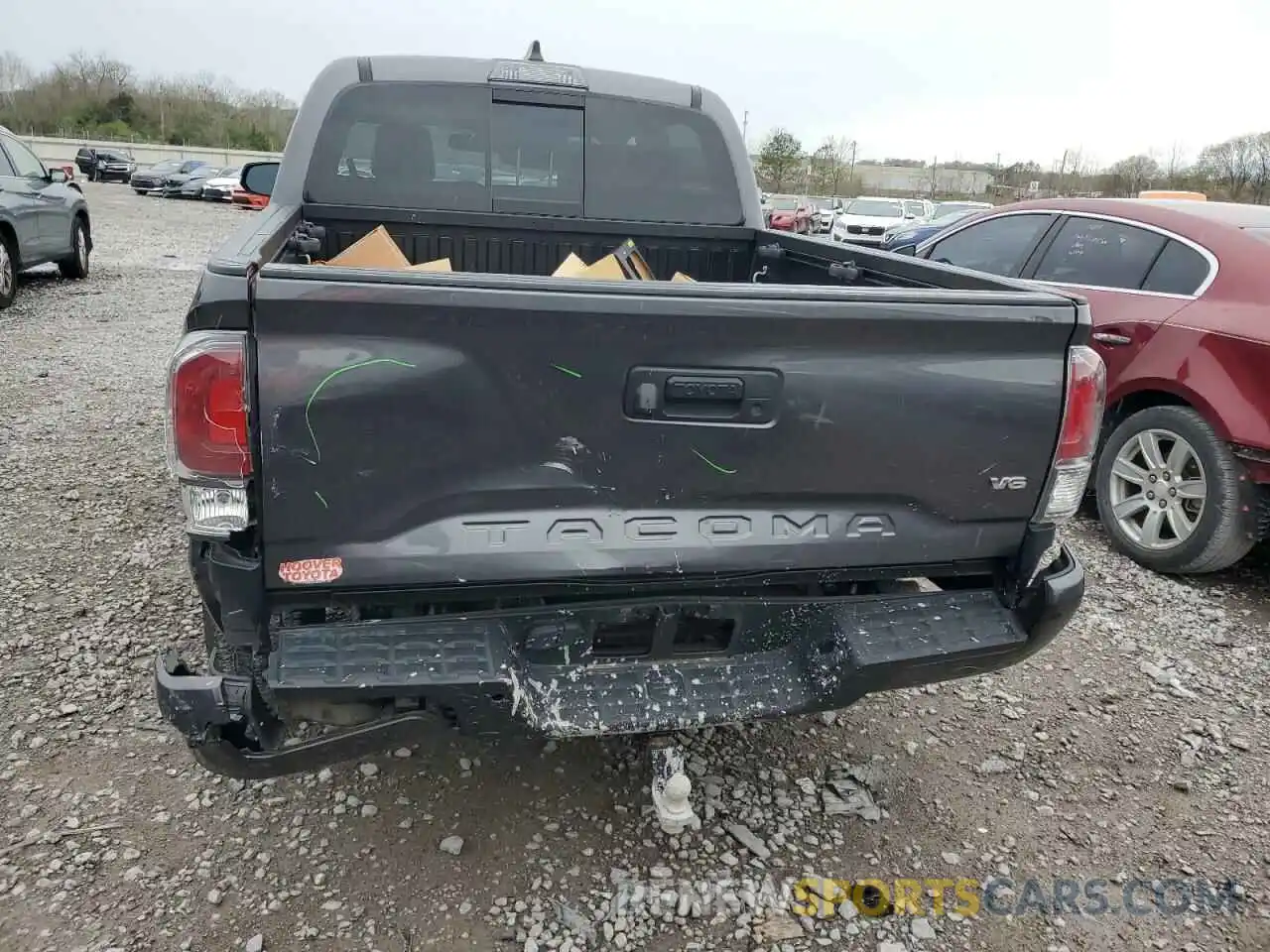 6 Photograph of a damaged car 5TFCZ5AN5LX240831 TOYOTA TACOMA 2020