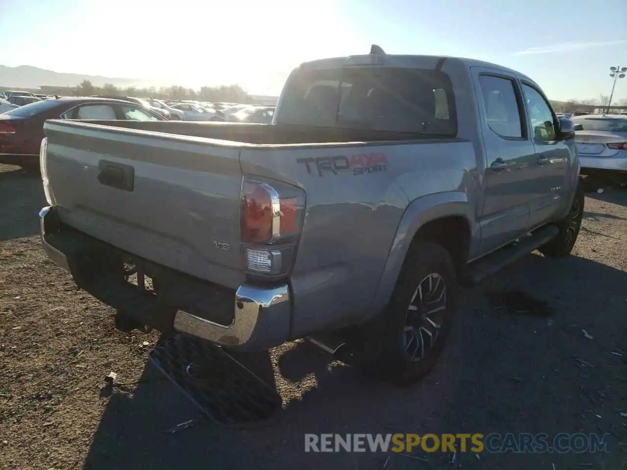 4 Photograph of a damaged car 5TFCZ5AN6LX213881 TOYOTA TACOMA 2020