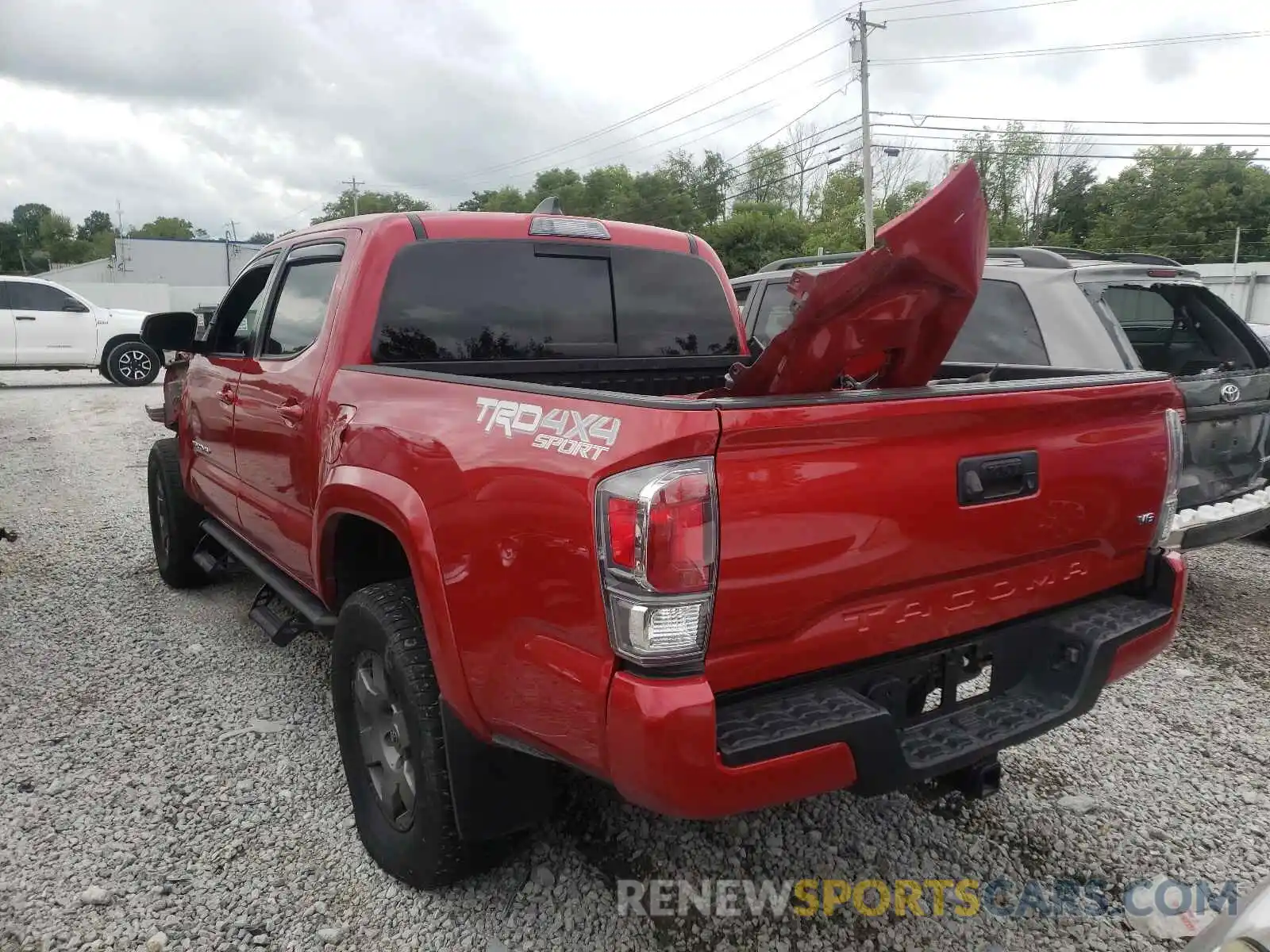 3 Photograph of a damaged car 5TFCZ5AN6LX227165 TOYOTA TACOMA 2020