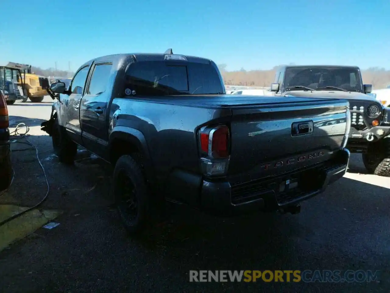 3 Photograph of a damaged car 5TFCZ5AN6LX227702 TOYOTA TACOMA 2020