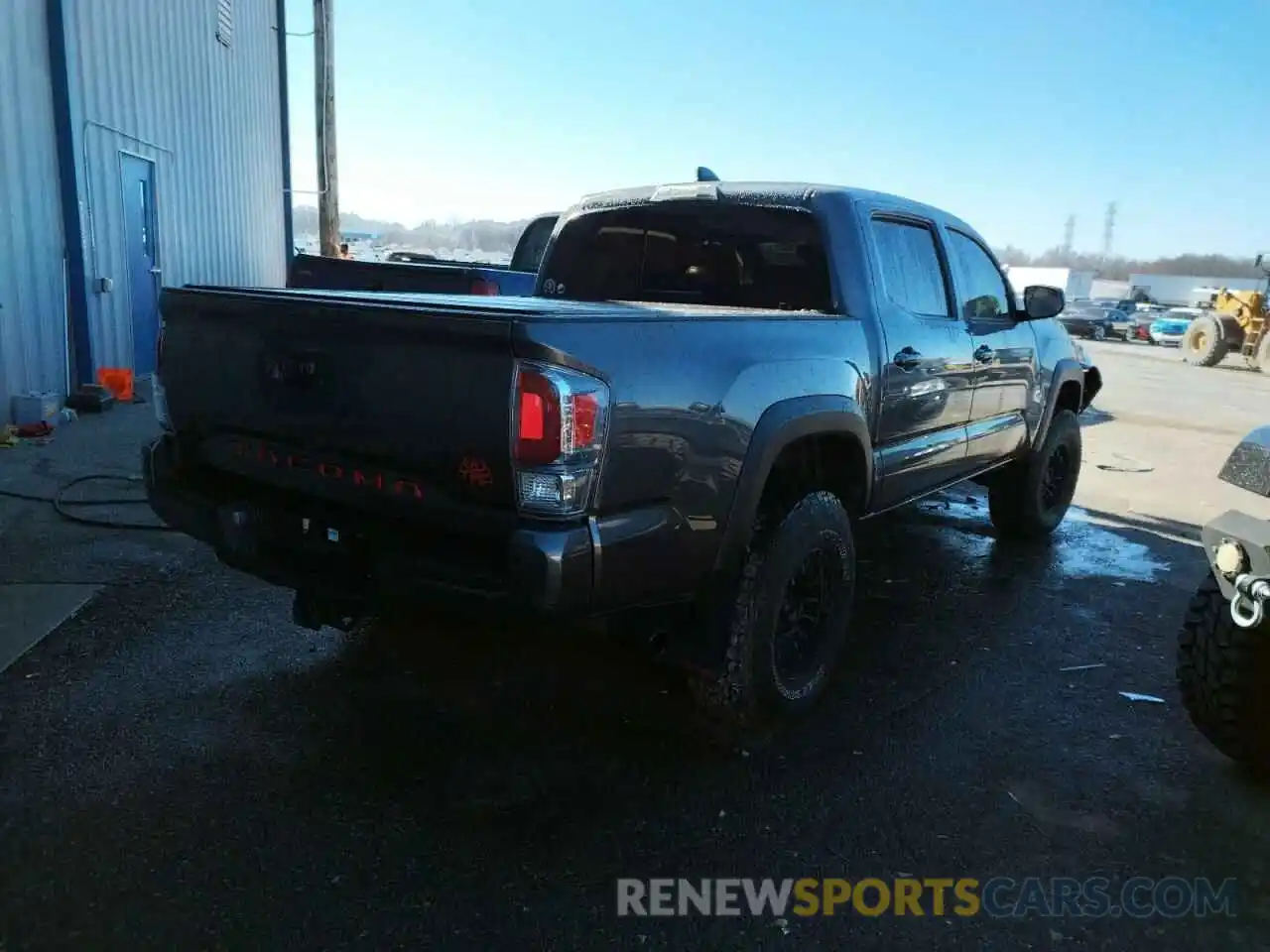 4 Photograph of a damaged car 5TFCZ5AN6LX227702 TOYOTA TACOMA 2020