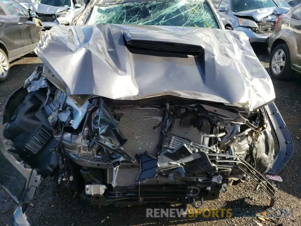 7 Photograph of a damaged car 5TFCZ5AN6LX229398 TOYOTA TACOMA 2020