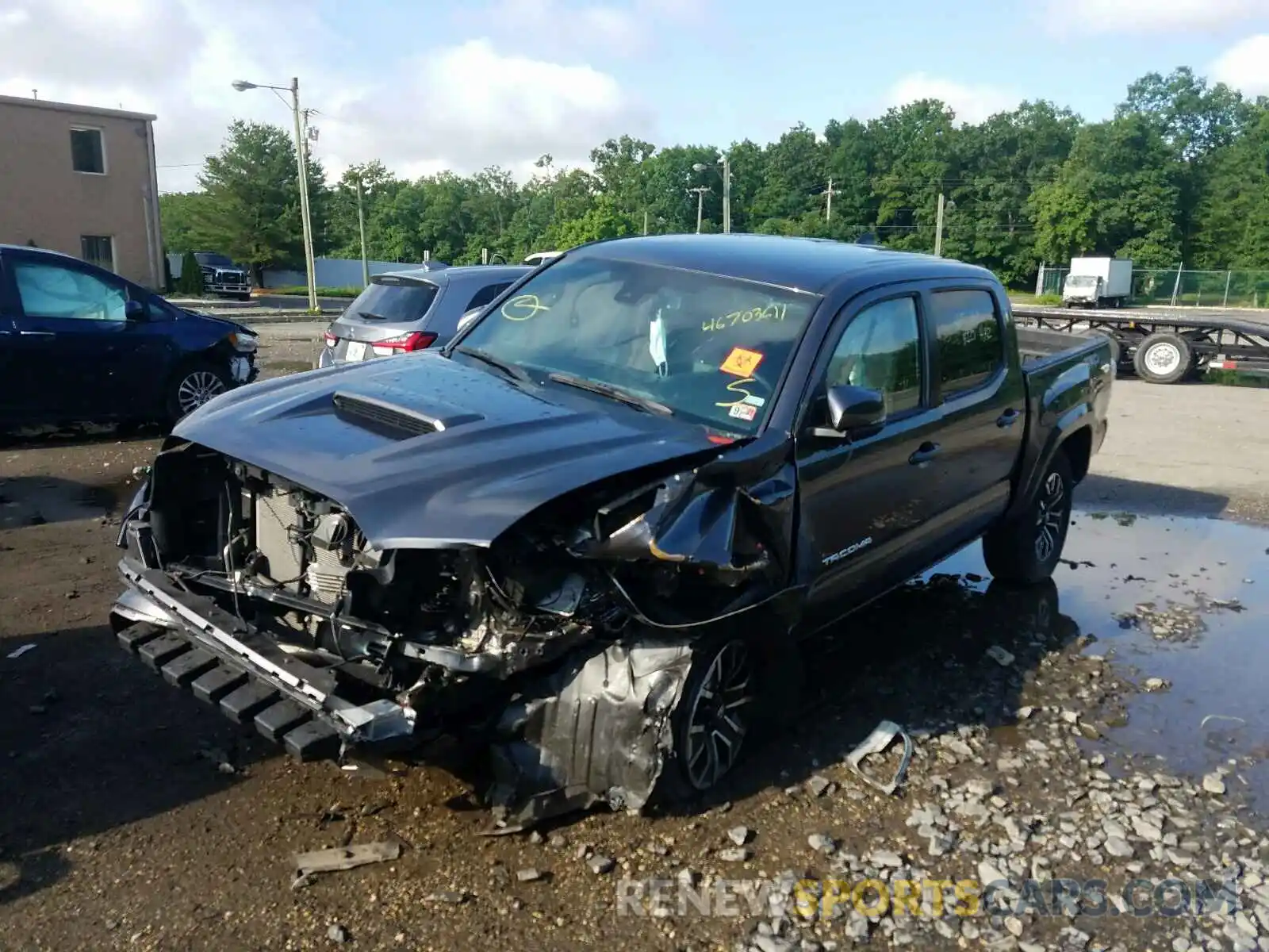 2 Photograph of a damaged car 5TFCZ5AN6LX230938 TOYOTA TACOMA 2020