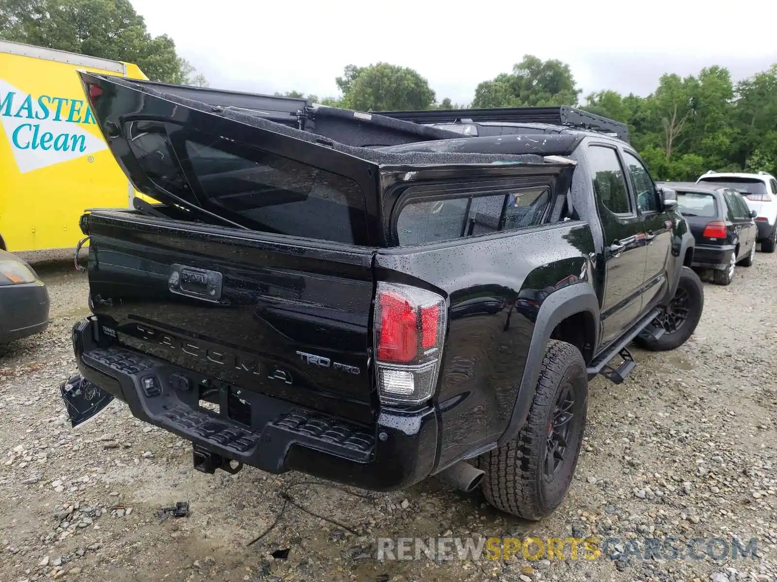 4 Фотография поврежденного автомобиля 5TFCZ5AN6LX231216 TOYOTA TACOMA 2020