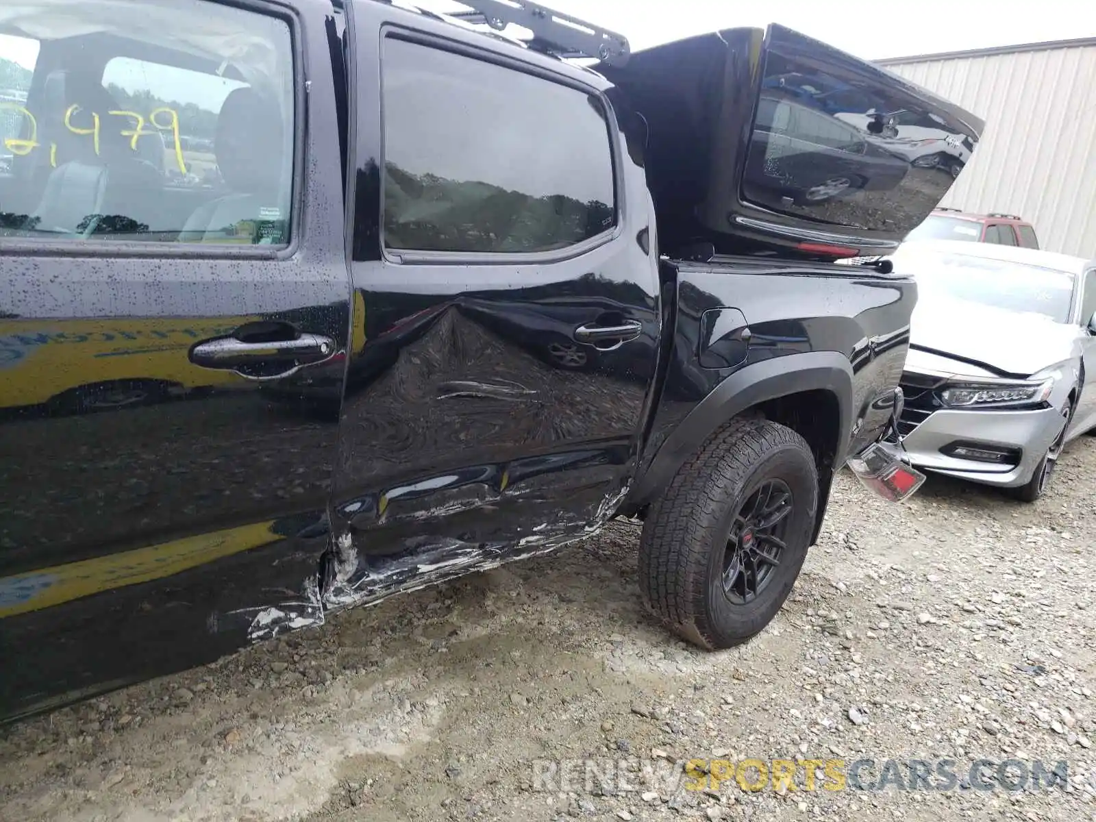 9 Фотография поврежденного автомобиля 5TFCZ5AN6LX231216 TOYOTA TACOMA 2020