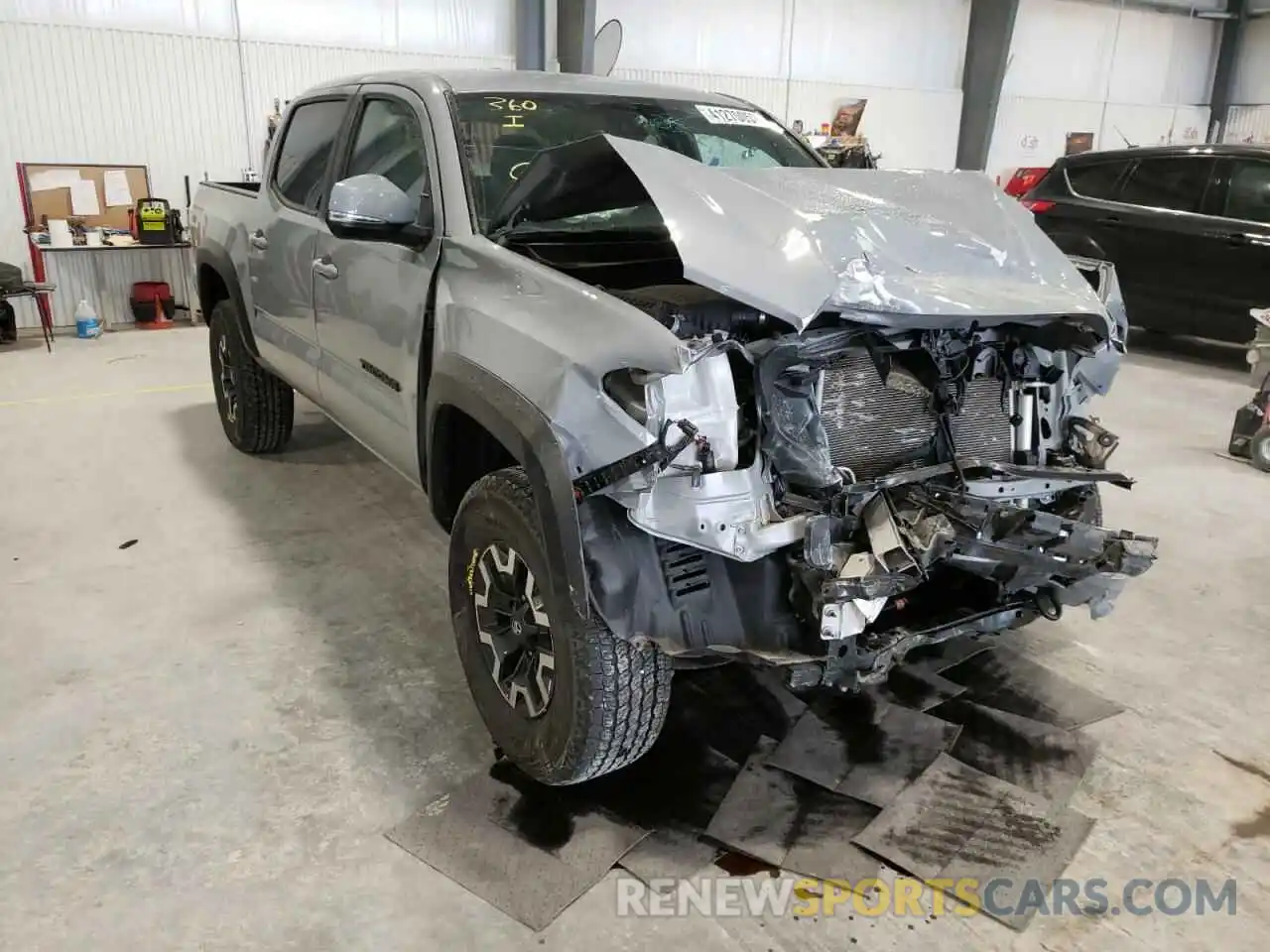 1 Photograph of a damaged car 5TFCZ5AN6LX232270 TOYOTA TACOMA 2020