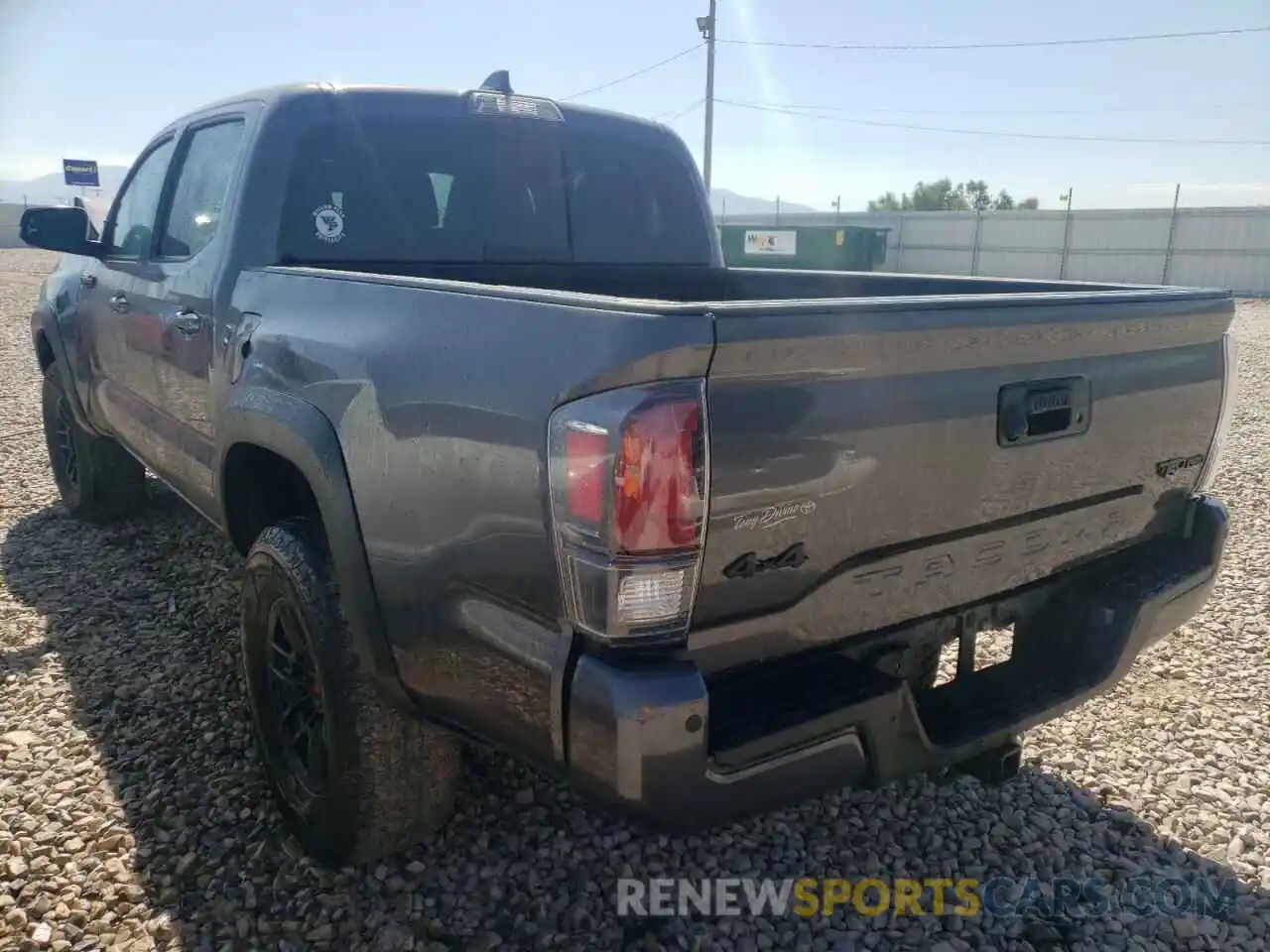 3 Photograph of a damaged car 5TFCZ5AN6LX234522 TOYOTA TACOMA 2020