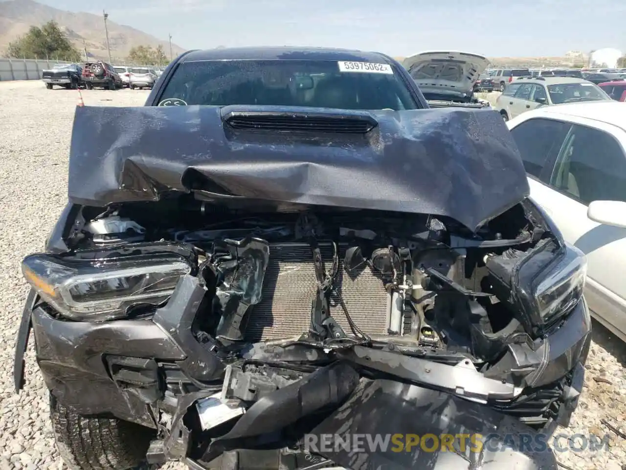 9 Photograph of a damaged car 5TFCZ5AN6LX234522 TOYOTA TACOMA 2020