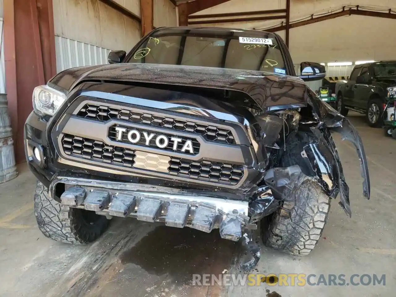 9 Photograph of a damaged car 5TFCZ5AN6LX235217 TOYOTA TACOMA 2020