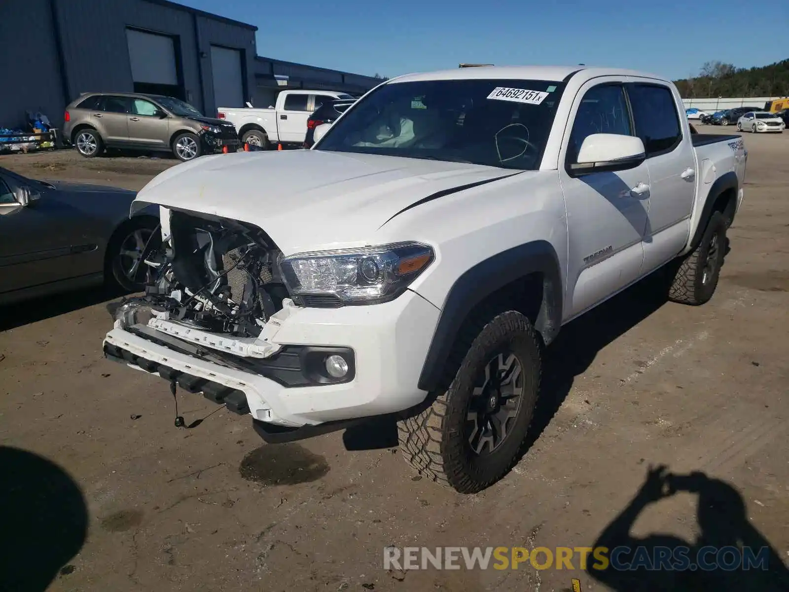 2 Photograph of a damaged car 5TFCZ5AN6LX238683 TOYOTA TACOMA 2020