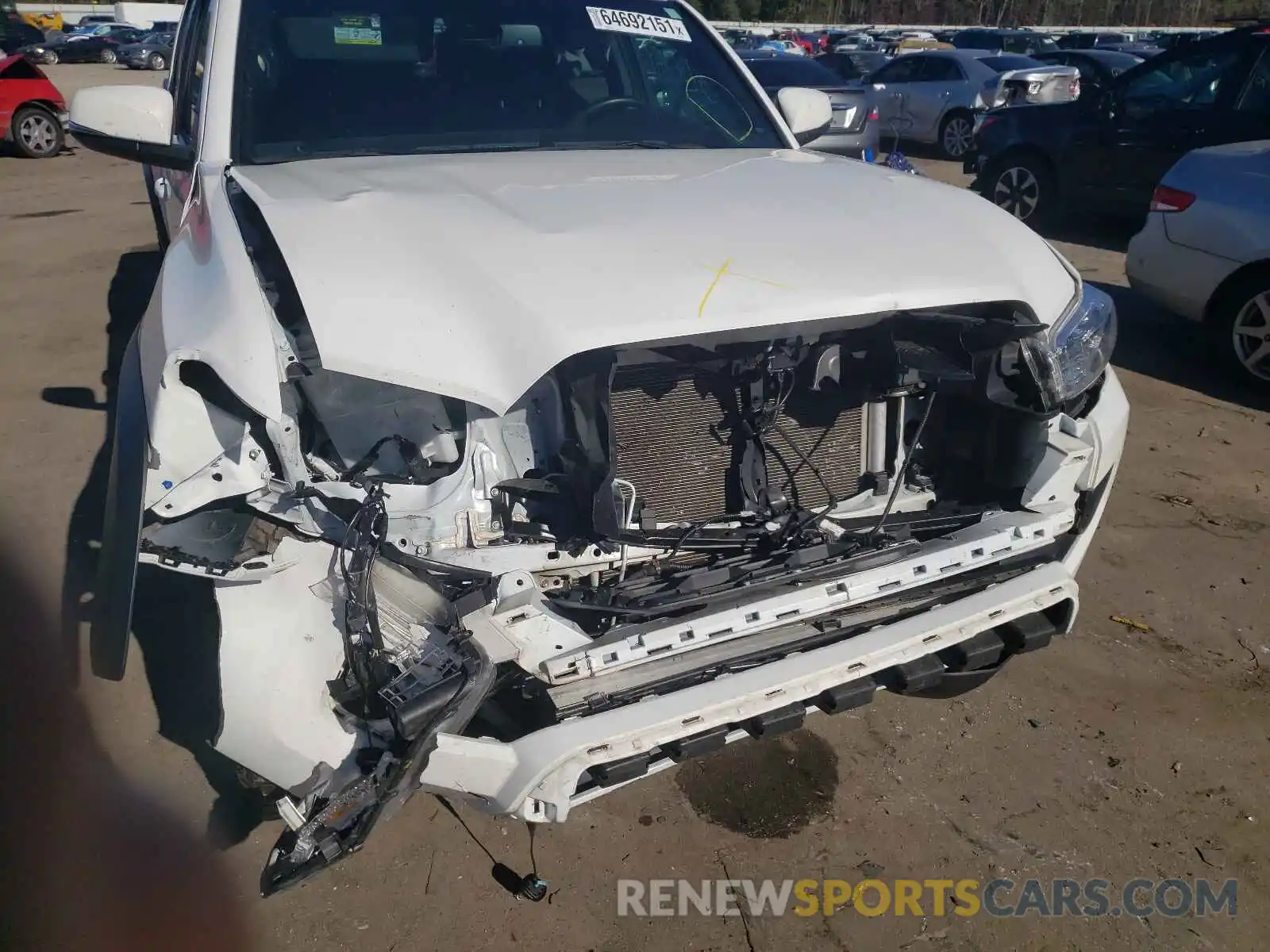 9 Photograph of a damaged car 5TFCZ5AN6LX238683 TOYOTA TACOMA 2020