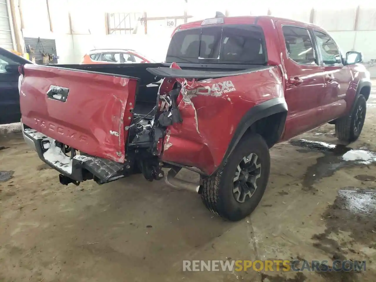 4 Фотография поврежденного автомобиля 5TFCZ5AN6LX240871 TOYOTA TACOMA 2020