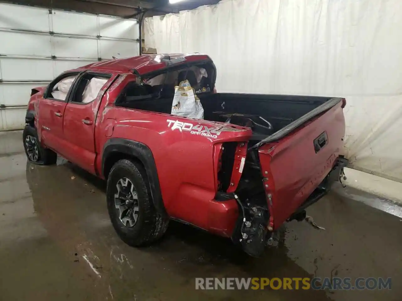 3 Photograph of a damaged car 5TFCZ5AN7LX217762 TOYOTA TACOMA 2020