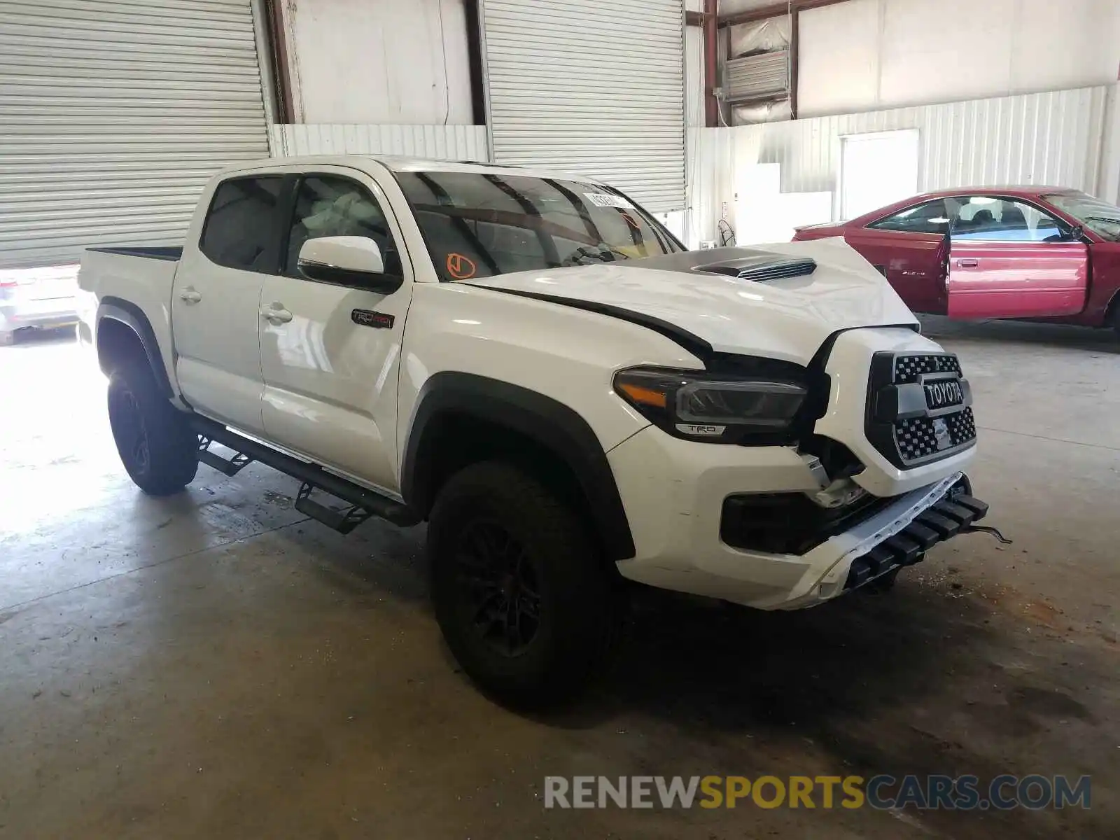 1 Photograph of a damaged car 5TFCZ5AN7LX218099 TOYOTA TACOMA 2020