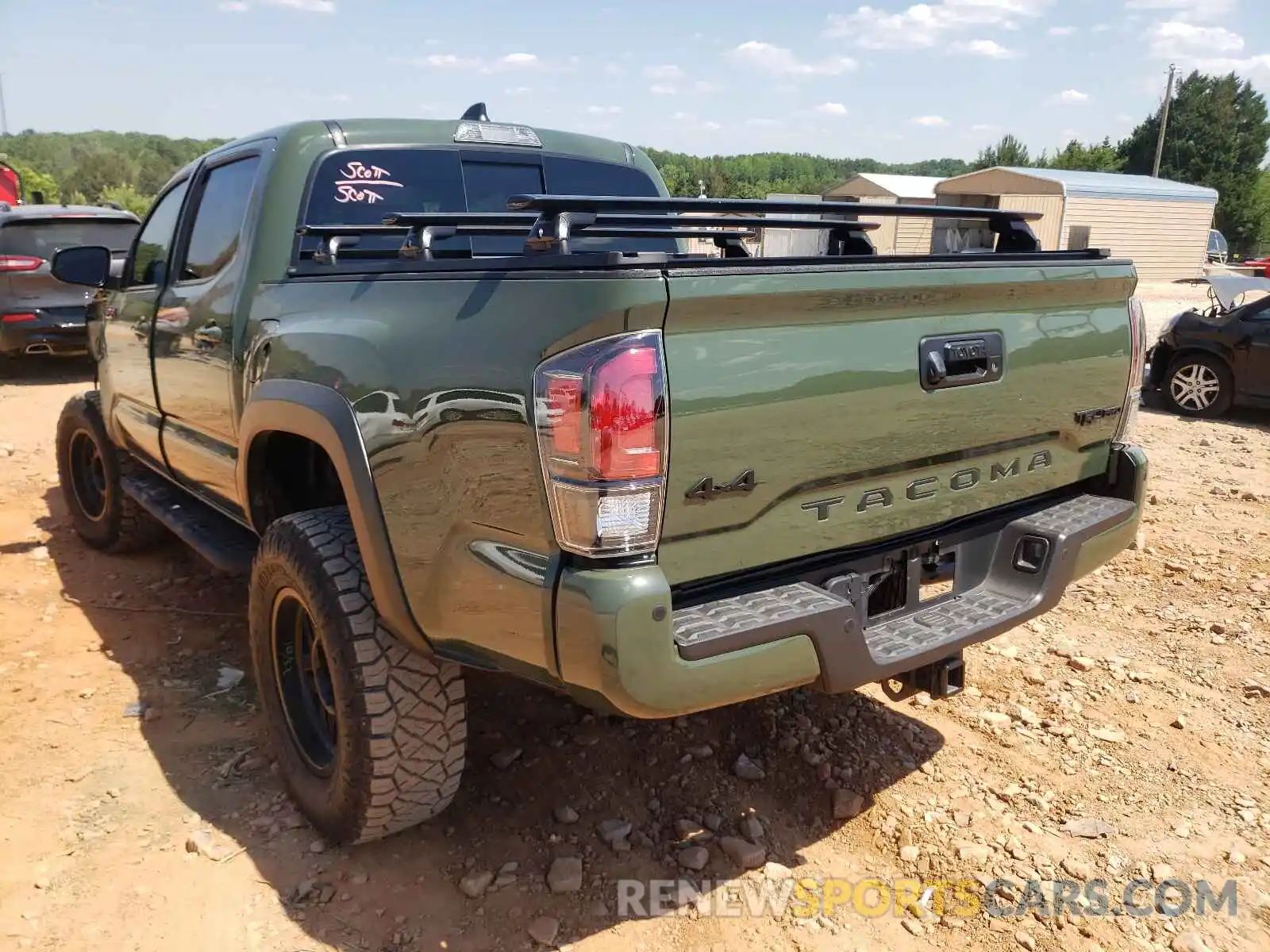 3 Photograph of a damaged car 5TFCZ5AN7LX218121 TOYOTA TACOMA 2020