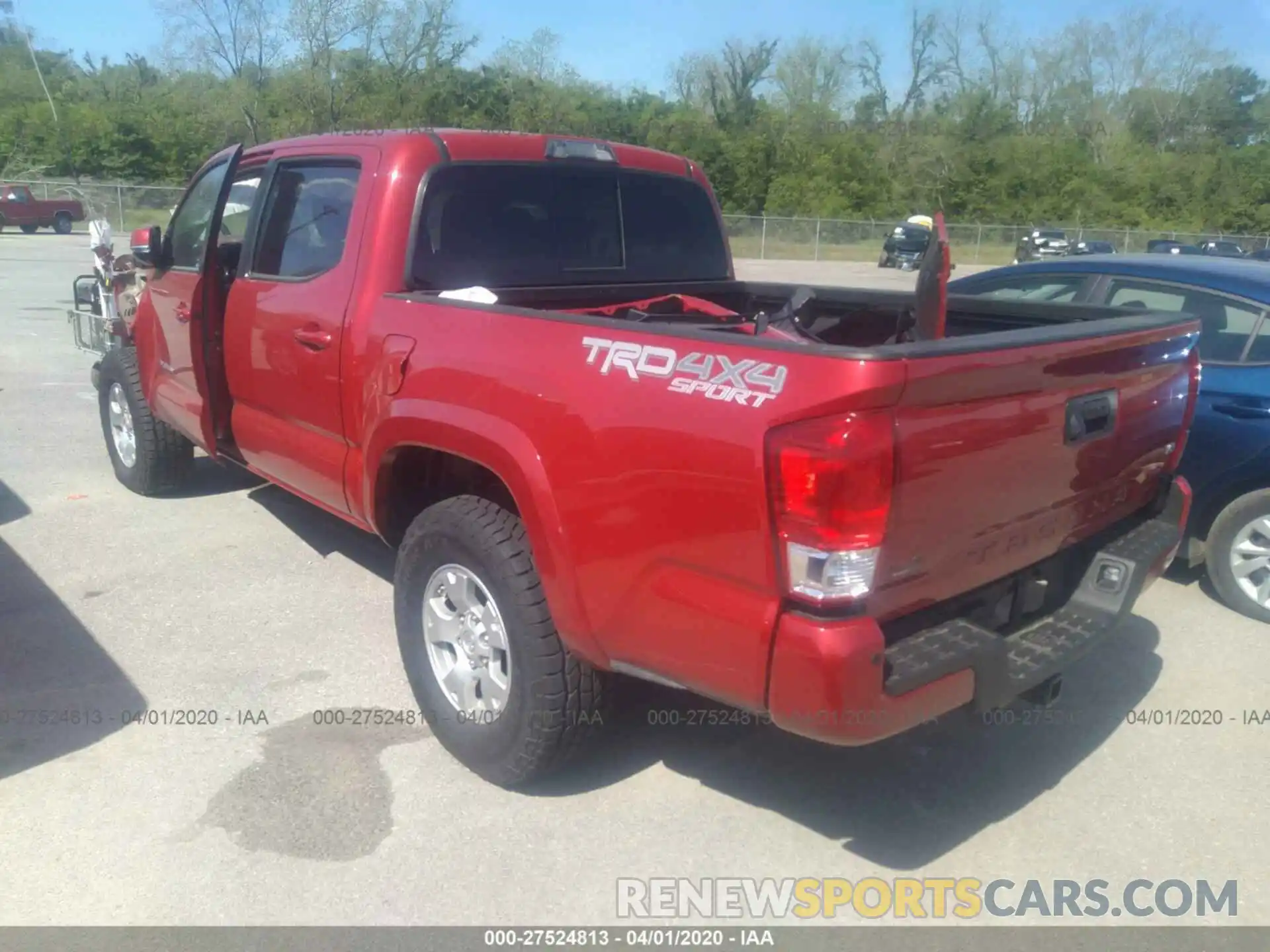 3 Photograph of a damaged car 5TFCZ5AN7LX218149 TOYOTA TACOMA 2020