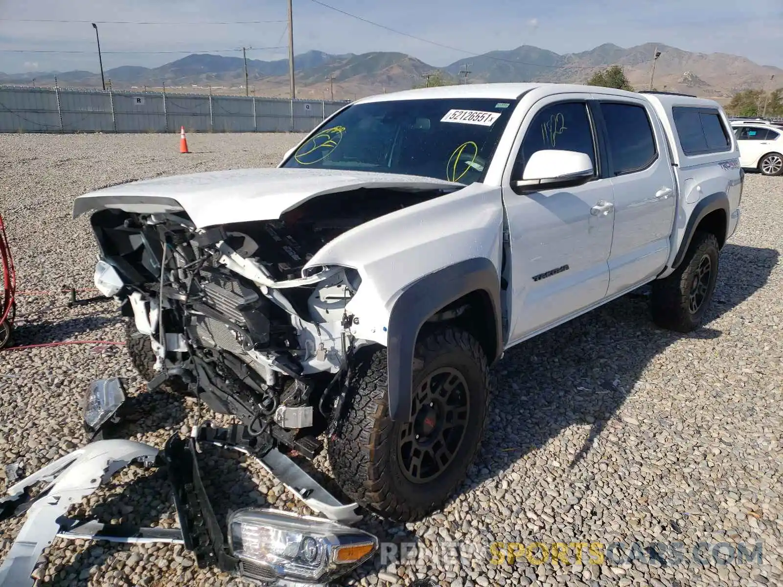 2 Photograph of a damaged car 5TFCZ5AN7LX220192 TOYOTA TACOMA 2020