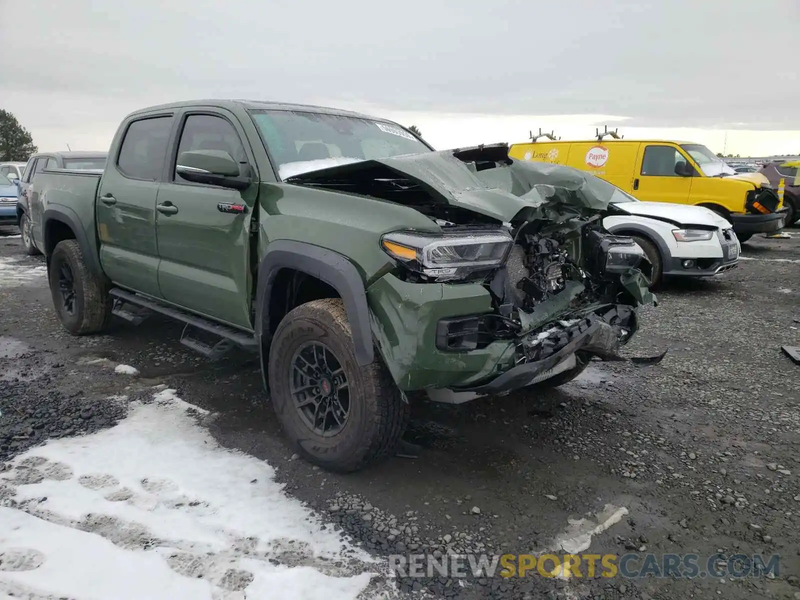 1 Photograph of a damaged car 5TFCZ5AN7LX225280 TOYOTA TACOMA 2020