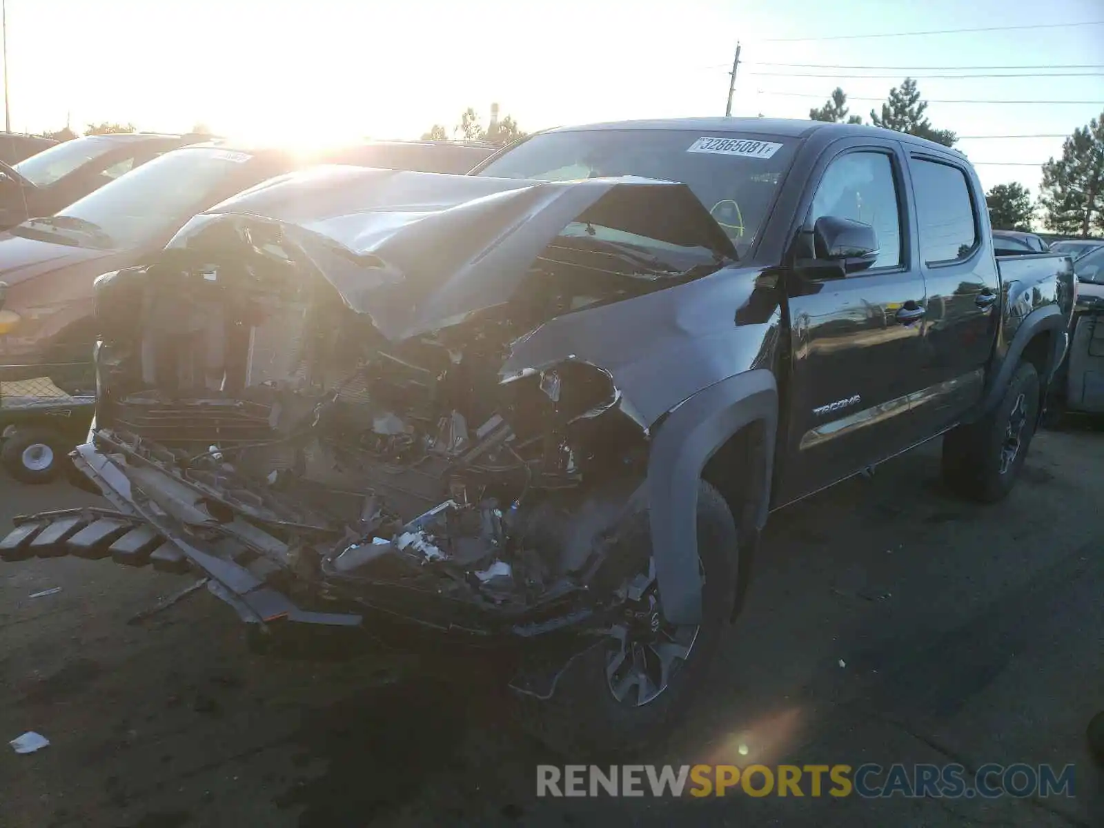 2 Photograph of a damaged car 5TFCZ5AN7LX225313 TOYOTA TACOMA 2020