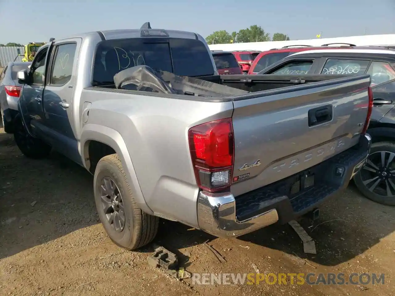 3 Photograph of a damaged car 5TFCZ5AN7LX227675 TOYOTA TACOMA 2020