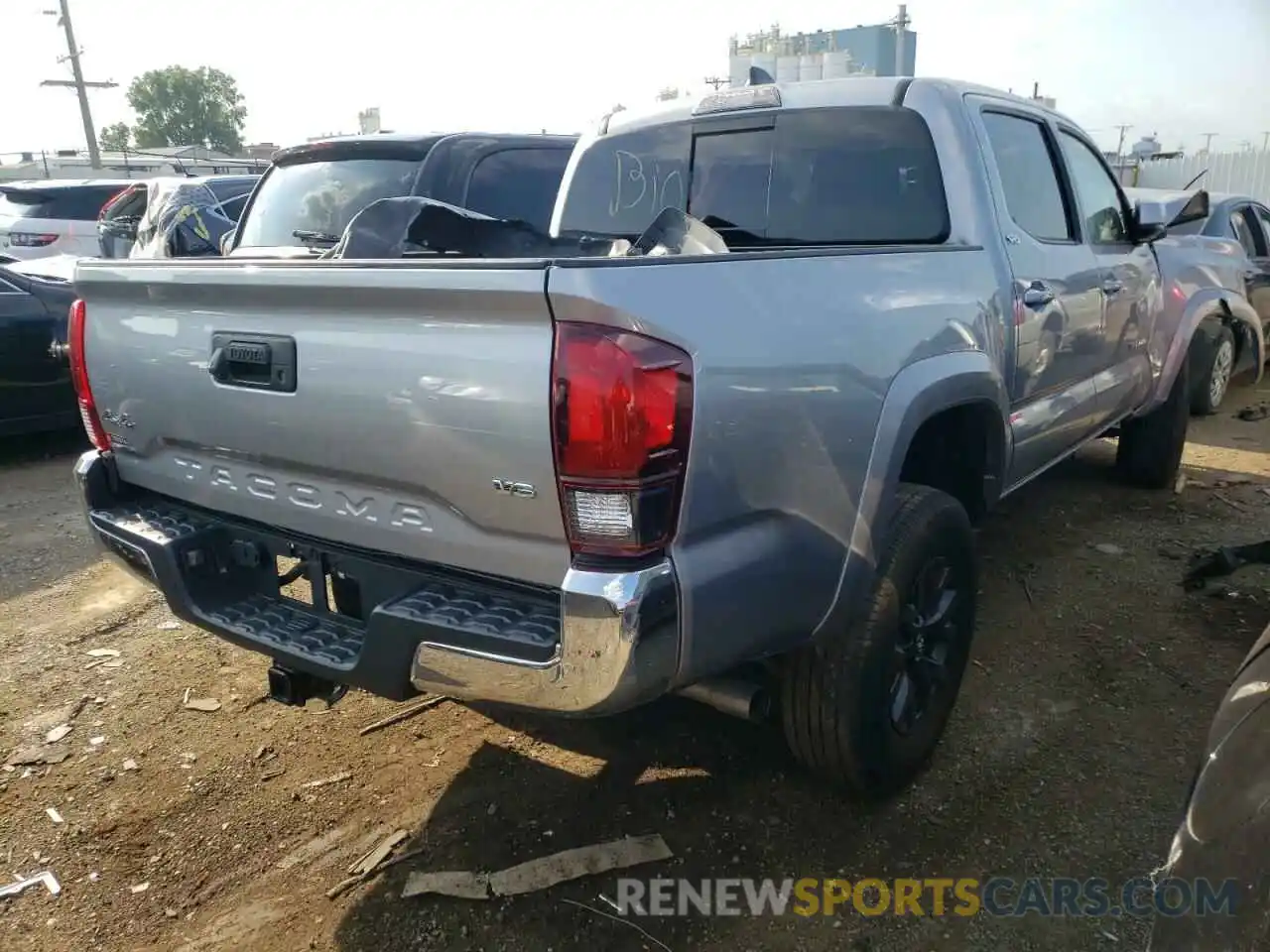 4 Photograph of a damaged car 5TFCZ5AN7LX227675 TOYOTA TACOMA 2020