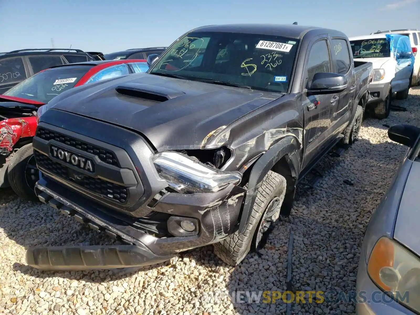 2 Photograph of a damaged car 5TFCZ5AN7LX233766 TOYOTA TACOMA 2020