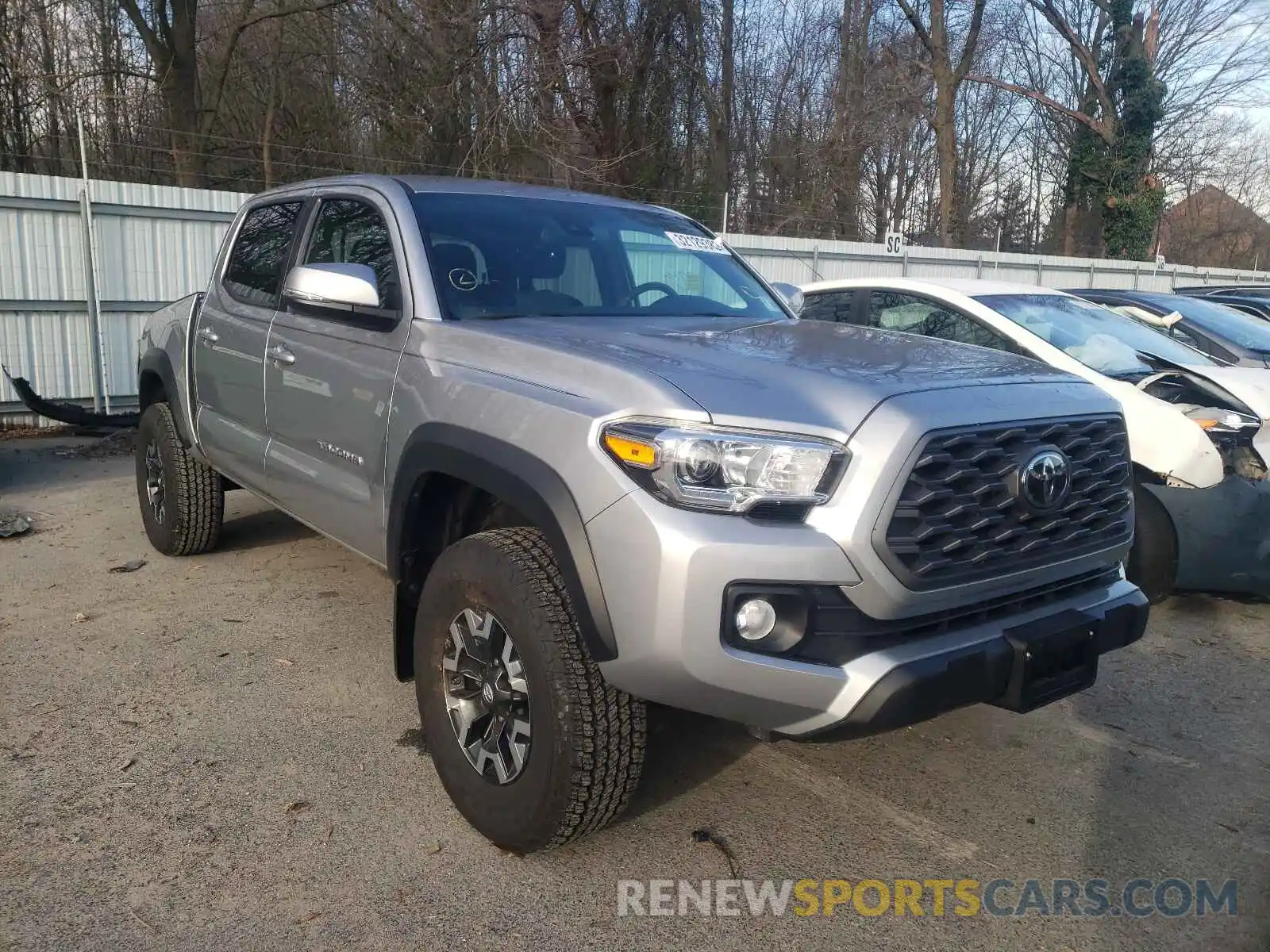 1 Photograph of a damaged car 5TFCZ5AN7LX236411 TOYOTA TACOMA 2020