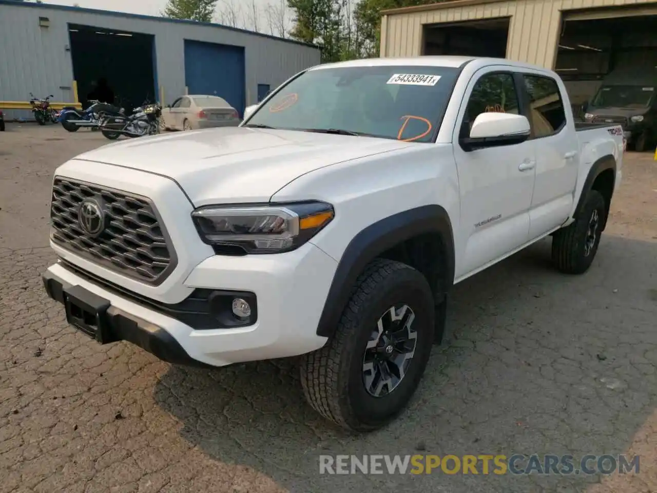 2 Photograph of a damaged car 5TFCZ5AN7LX241592 TOYOTA TACOMA 2020