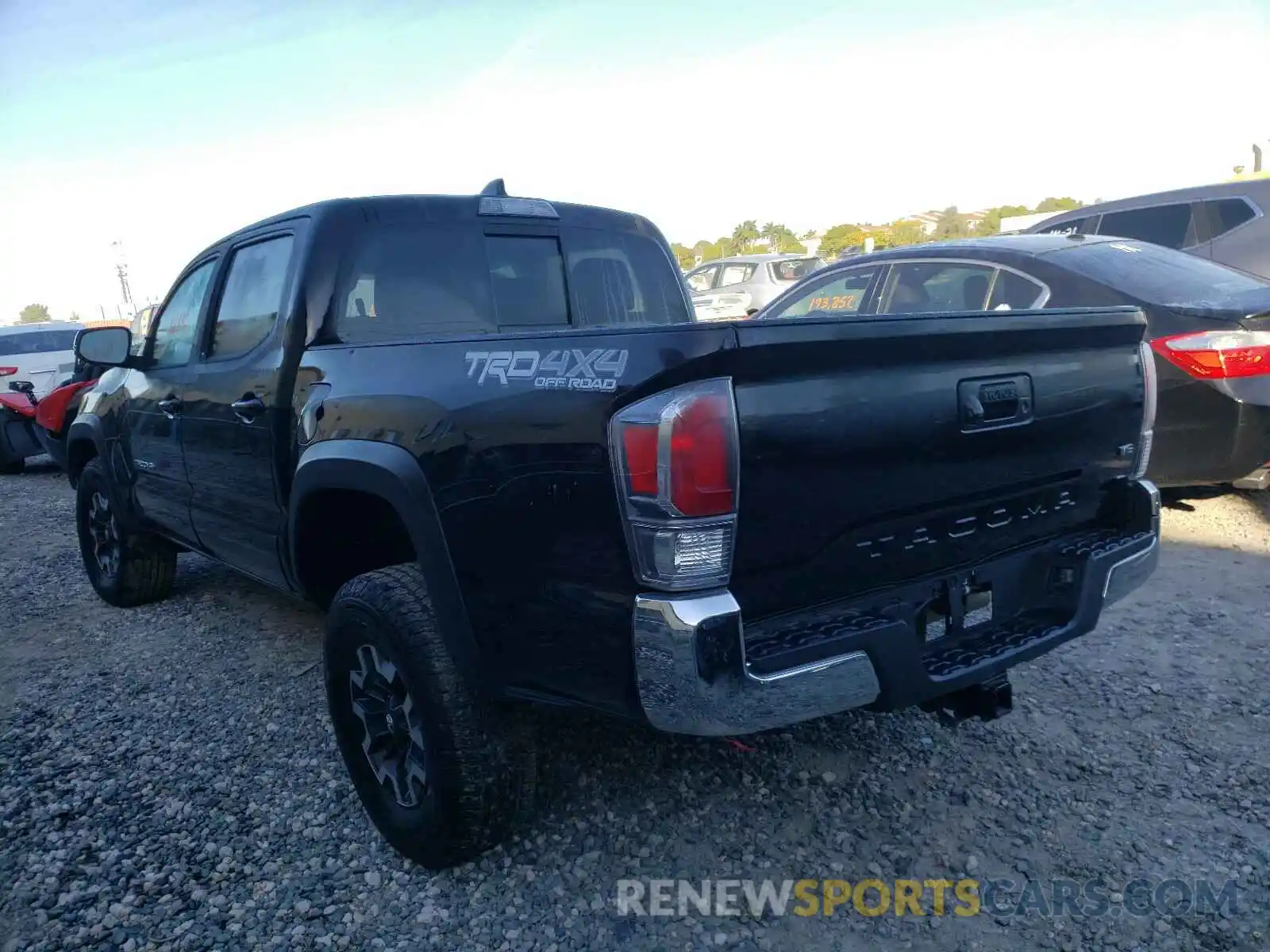 3 Photograph of a damaged car 5TFCZ5AN8LX222145 TOYOTA TACOMA 2020