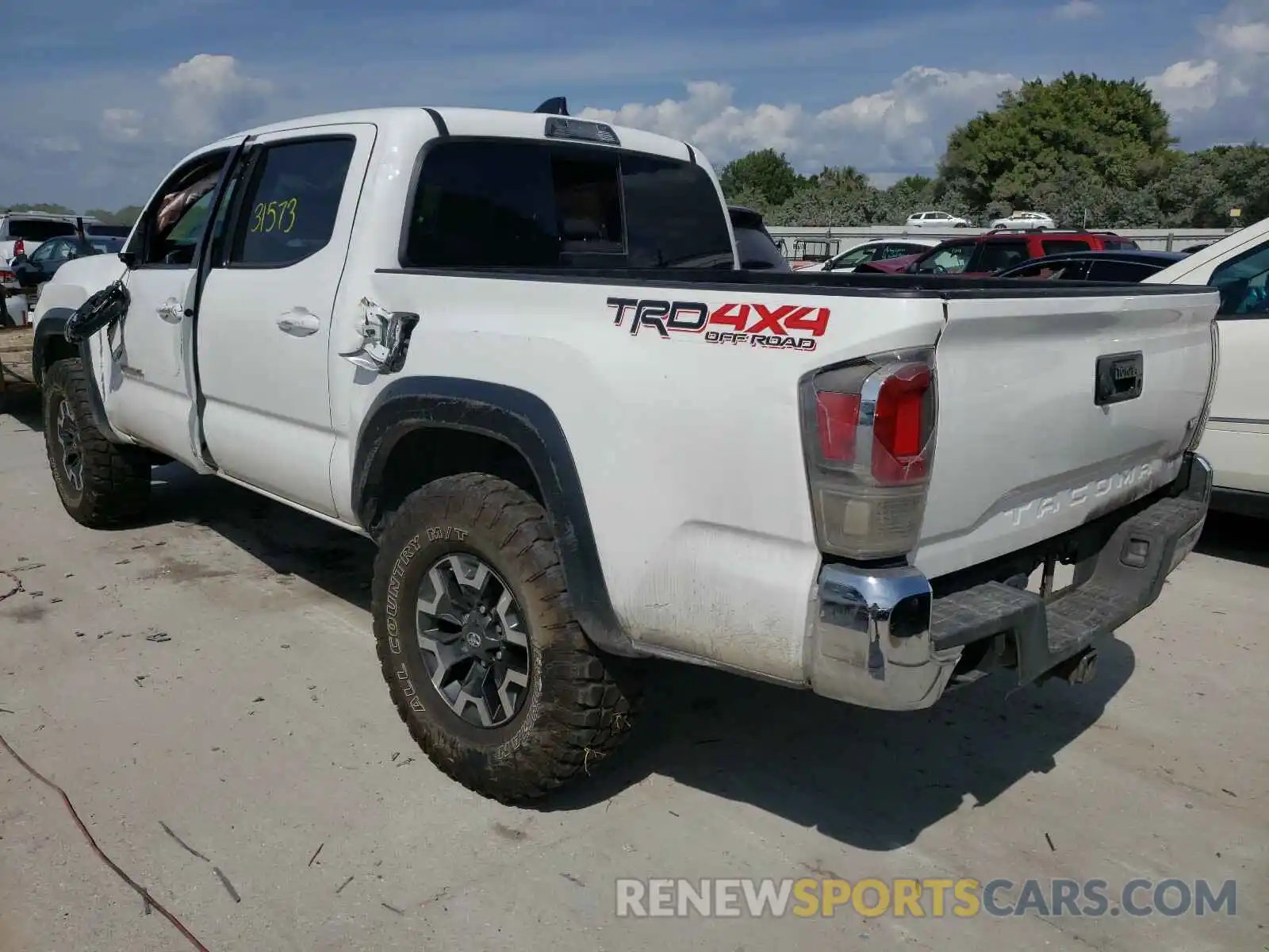 3 Photograph of a damaged car 5TFCZ5AN8LX225594 TOYOTA TACOMA 2020