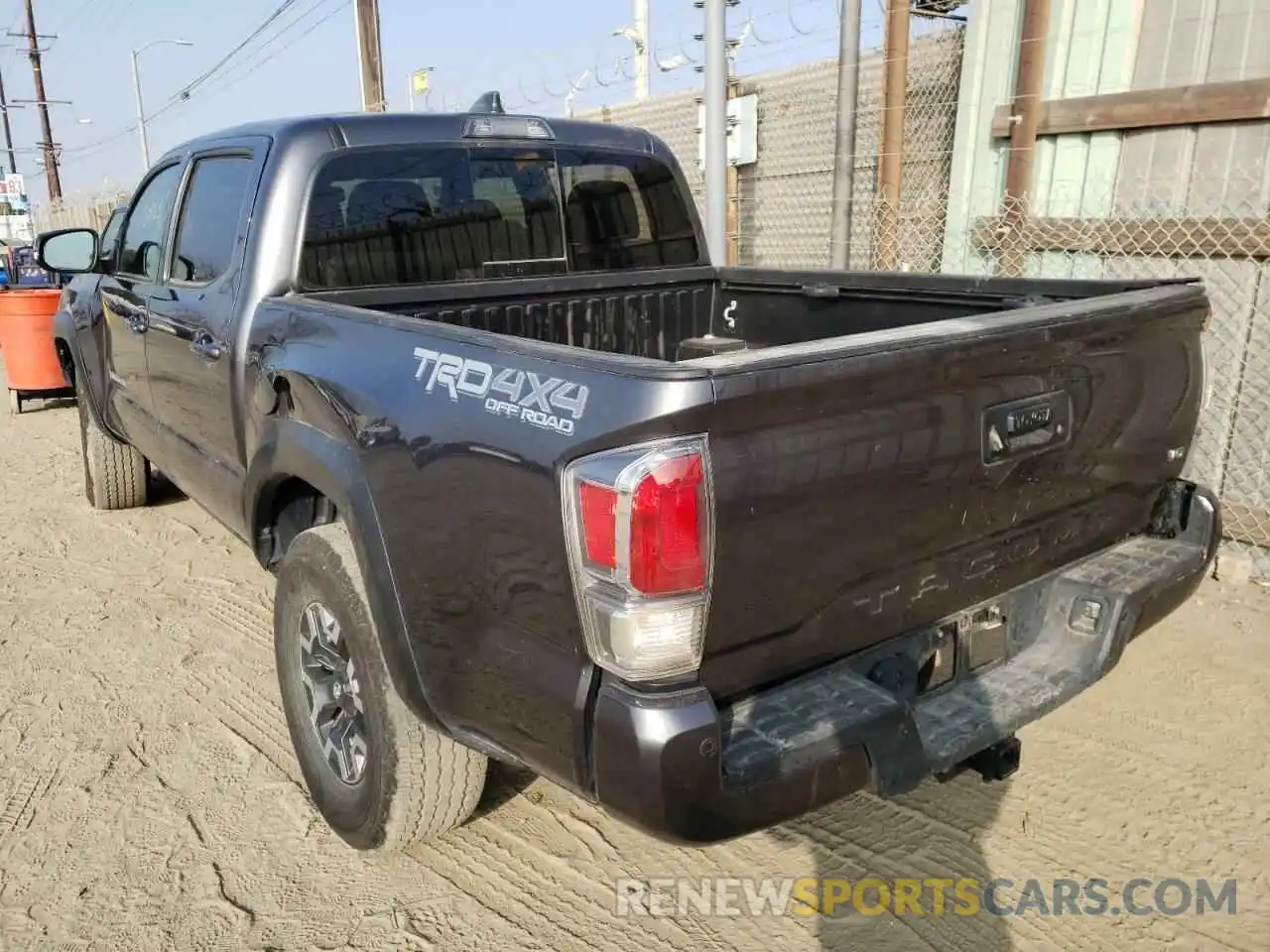 3 Photograph of a damaged car 5TFCZ5AN8LX230181 TOYOTA TACOMA 2020