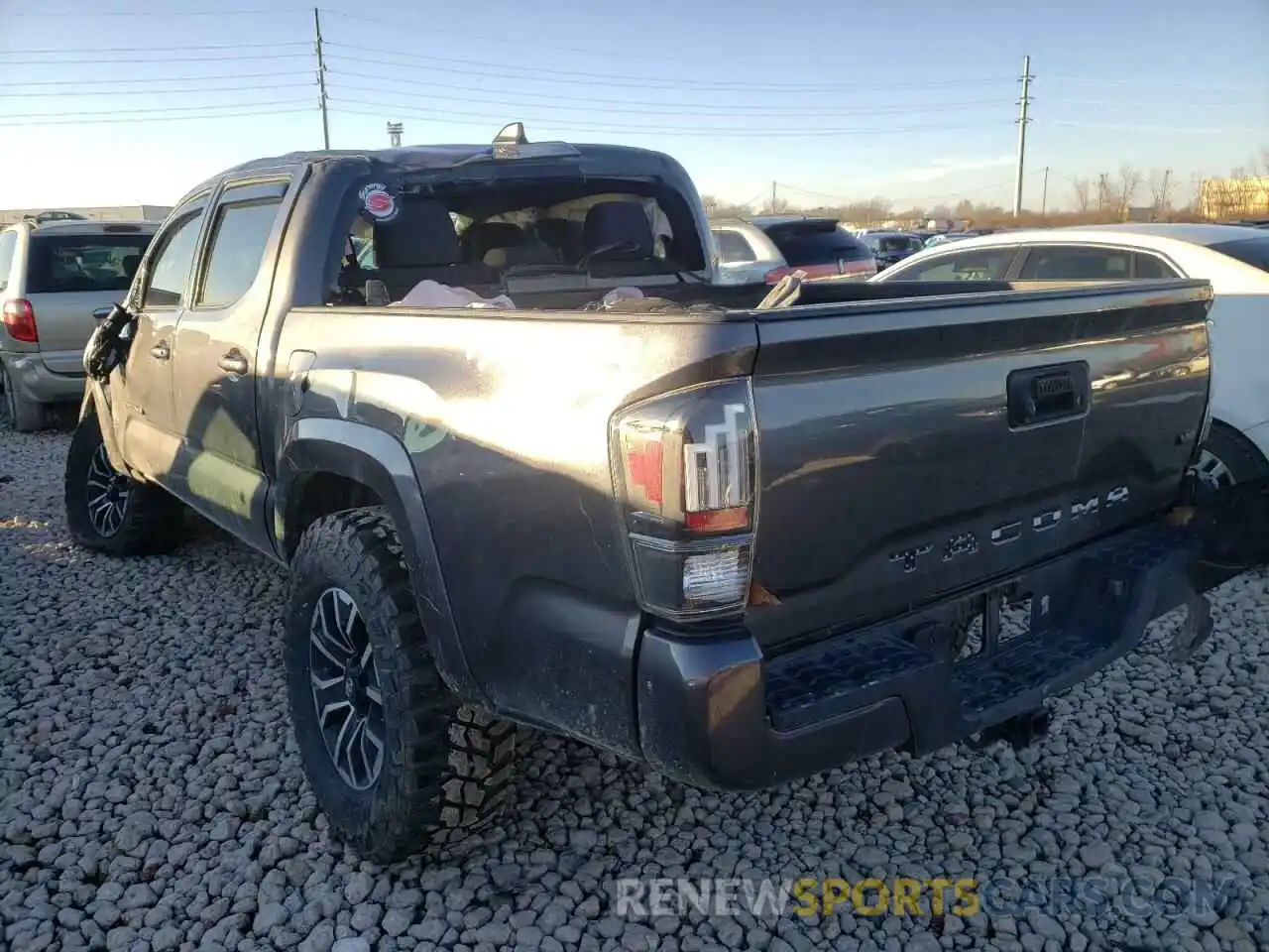 3 Photograph of a damaged car 5TFCZ5AN8LX233839 TOYOTA TACOMA 2020