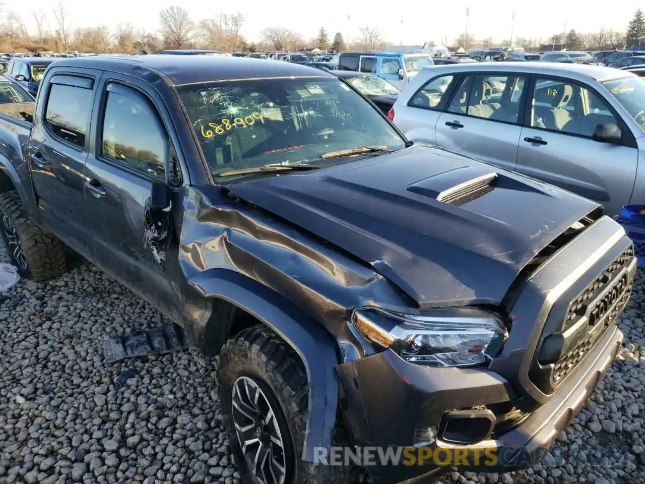 9 Photograph of a damaged car 5TFCZ5AN8LX233839 TOYOTA TACOMA 2020