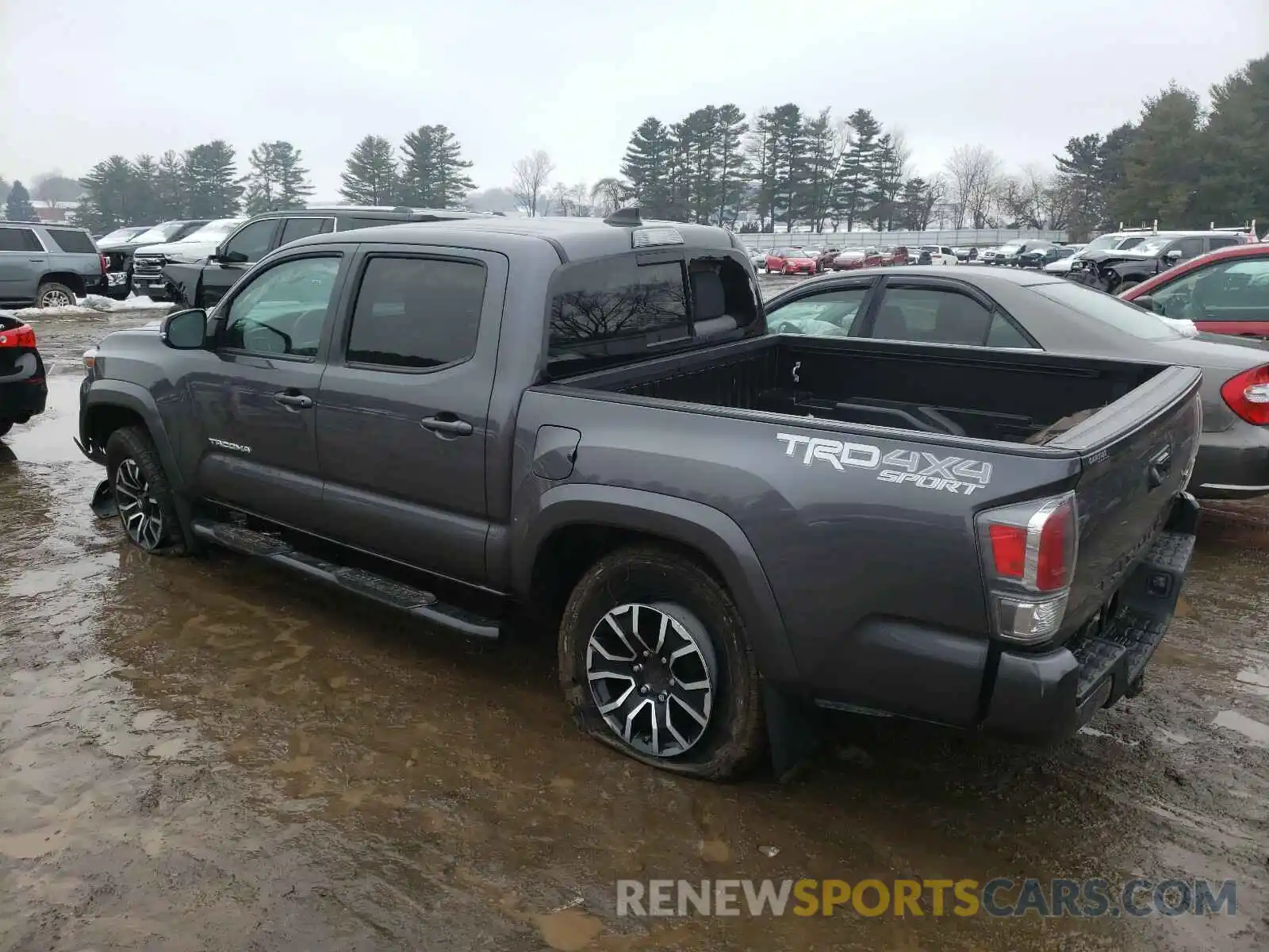 3 Photograph of a damaged car 5TFCZ5AN9LX213177 TOYOTA TACOMA 2020