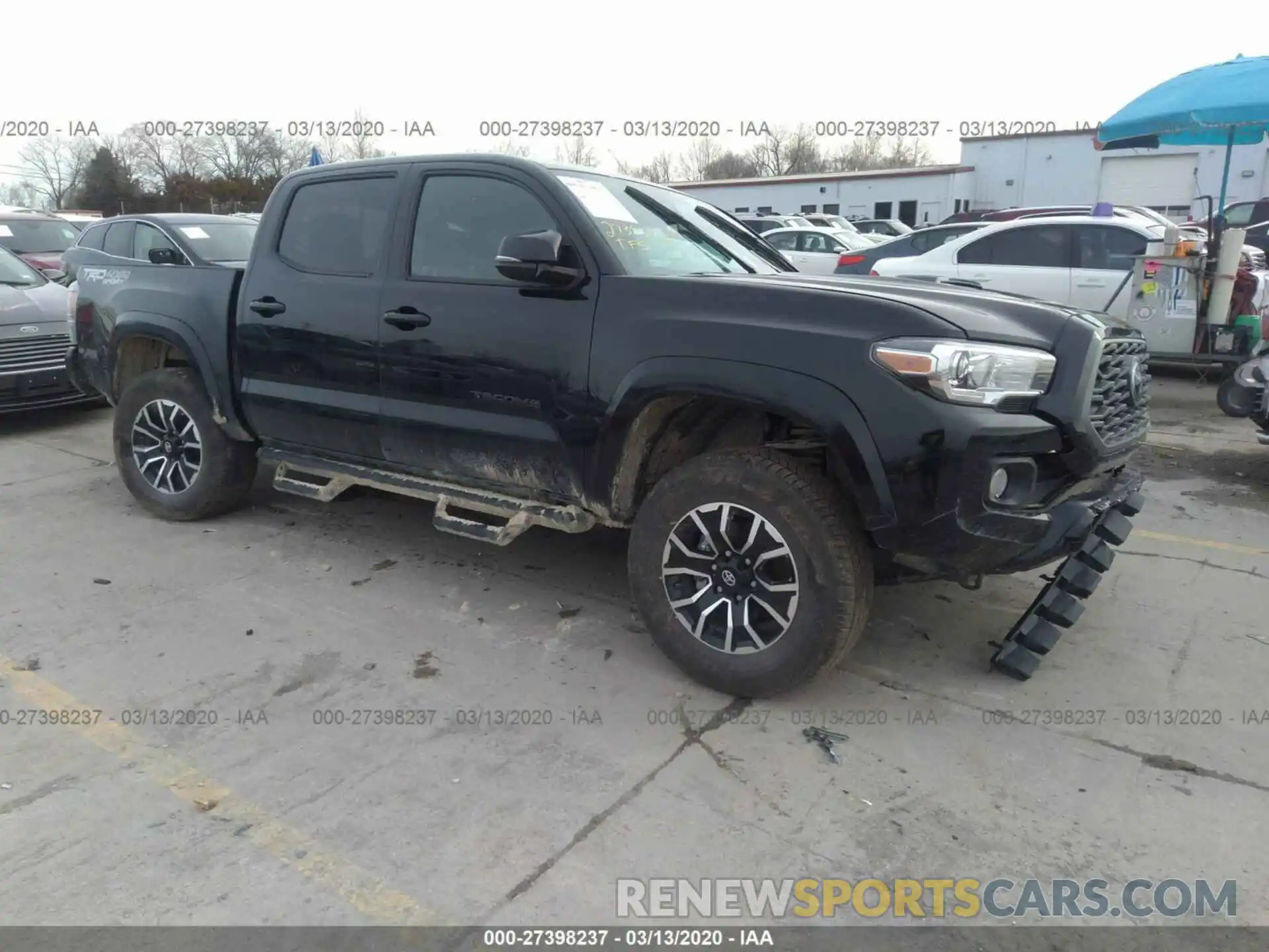 1 Photograph of a damaged car 5TFCZ5AN9LX214975 TOYOTA TACOMA 2020