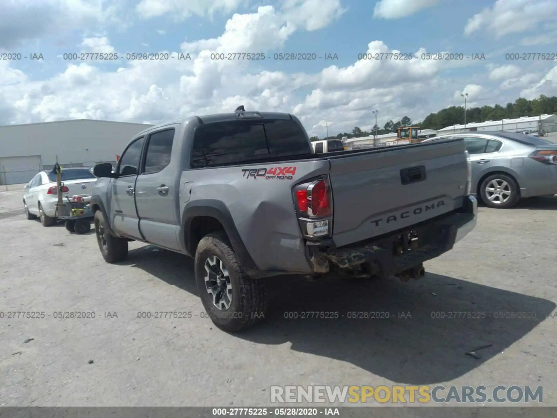 3 Фотография поврежденного автомобиля 5TFCZ5AN9LX219741 TOYOTA TACOMA 2020