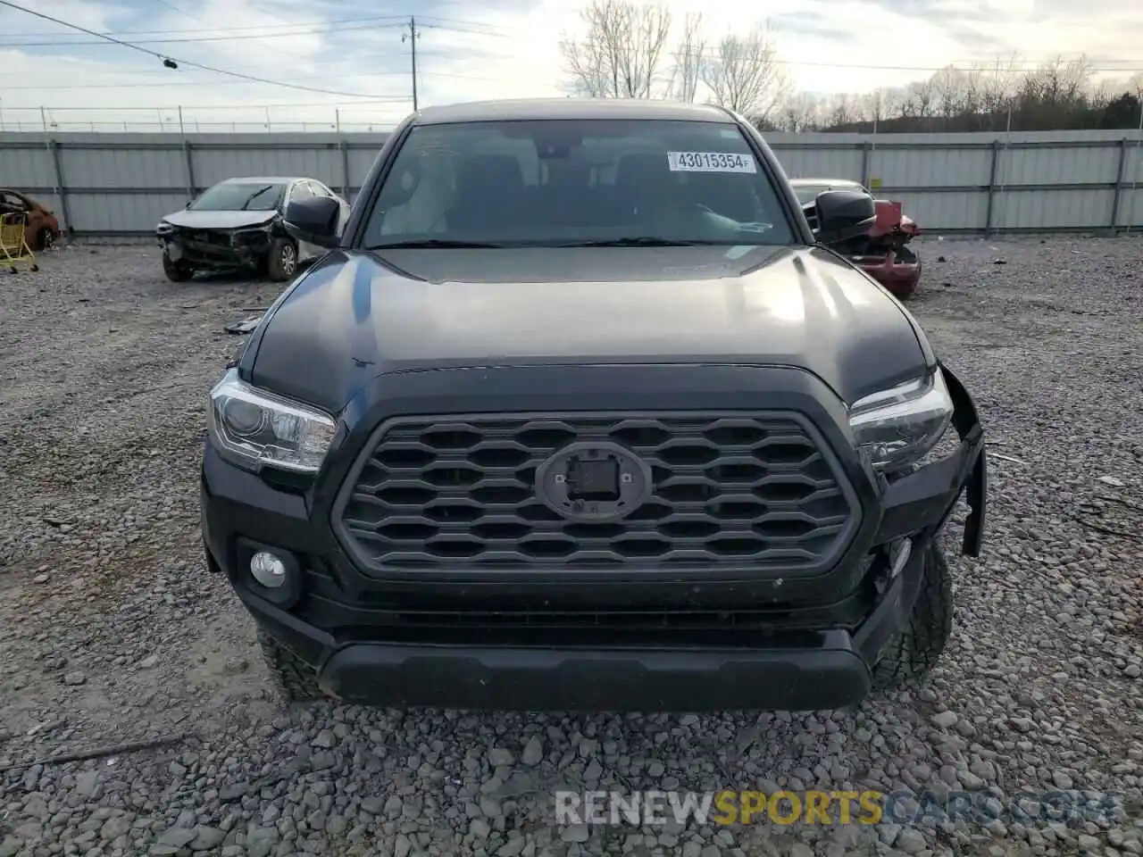 5 Photograph of a damaged car 5TFCZ5AN9LX233414 TOYOTA TACOMA 2020