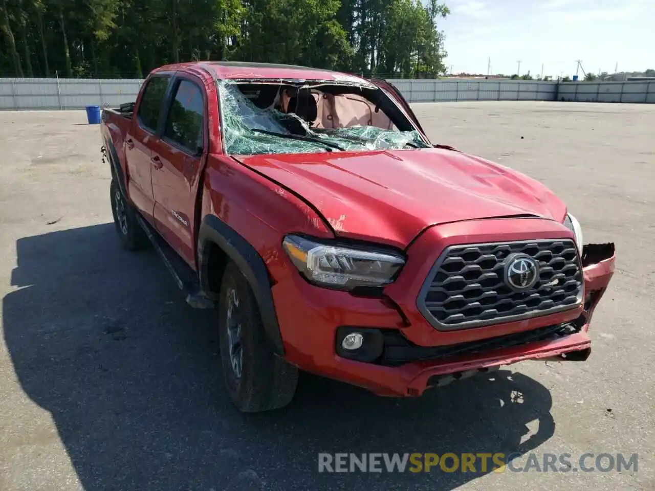 1 Photograph of a damaged car 5TFCZ5AN9LX238161 TOYOTA TACOMA 2020