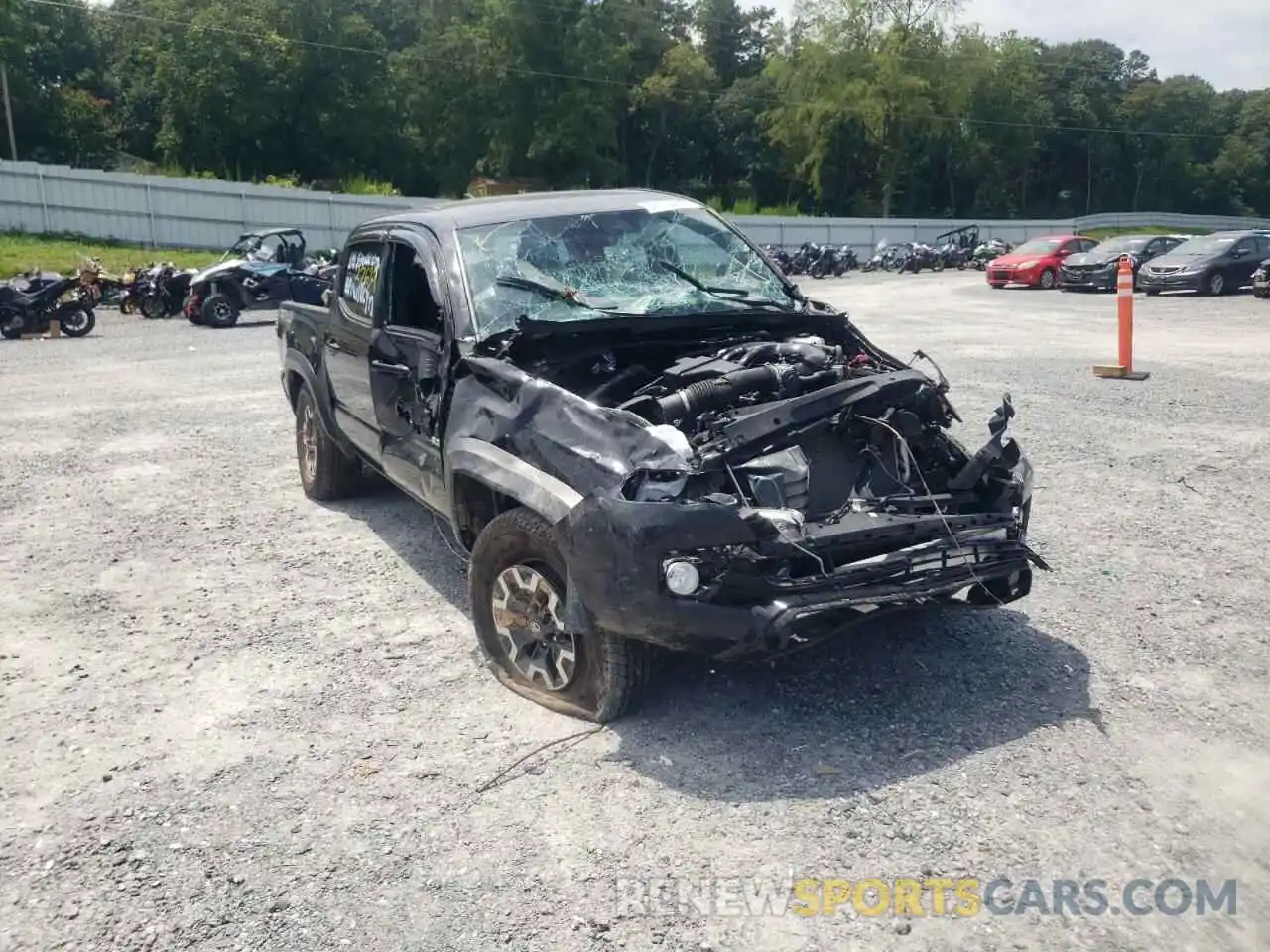 1 Photograph of a damaged car 5TFCZ5AN9LX238368 TOYOTA TACOMA 2020