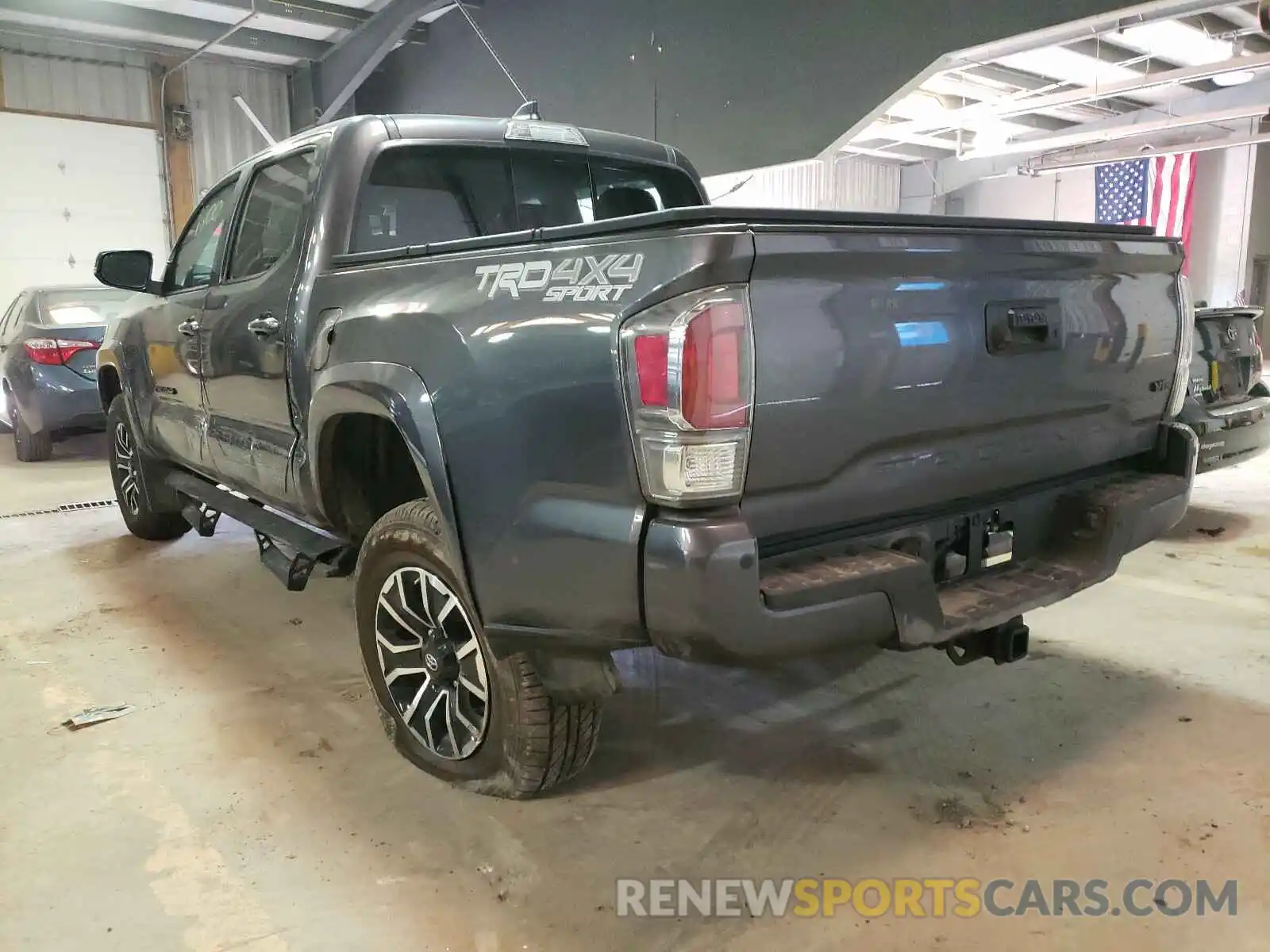 3 Photograph of a damaged car 5TFCZ5AN9LX240279 TOYOTA TACOMA 2020