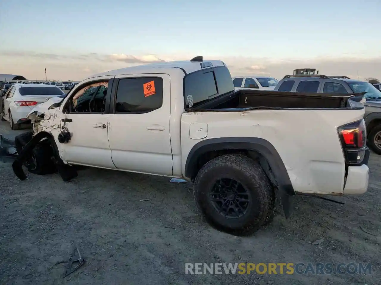 2 Photograph of a damaged car 5TFCZ5ANXLX232448 TOYOTA TACOMA 2020