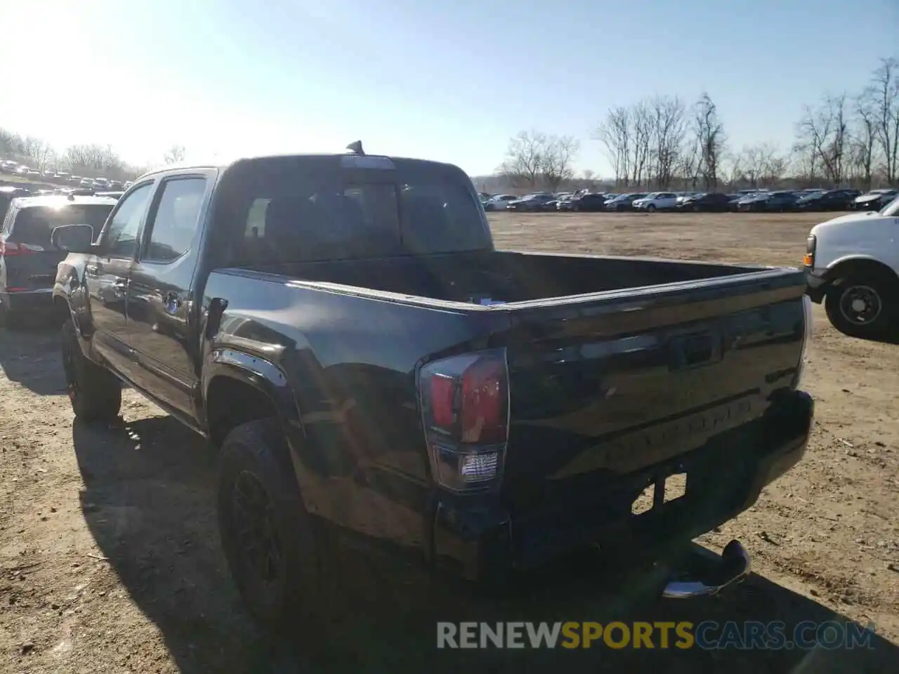 3 Photograph of a damaged car 5TFCZ5ANXLX239335 TOYOTA TACOMA 2020