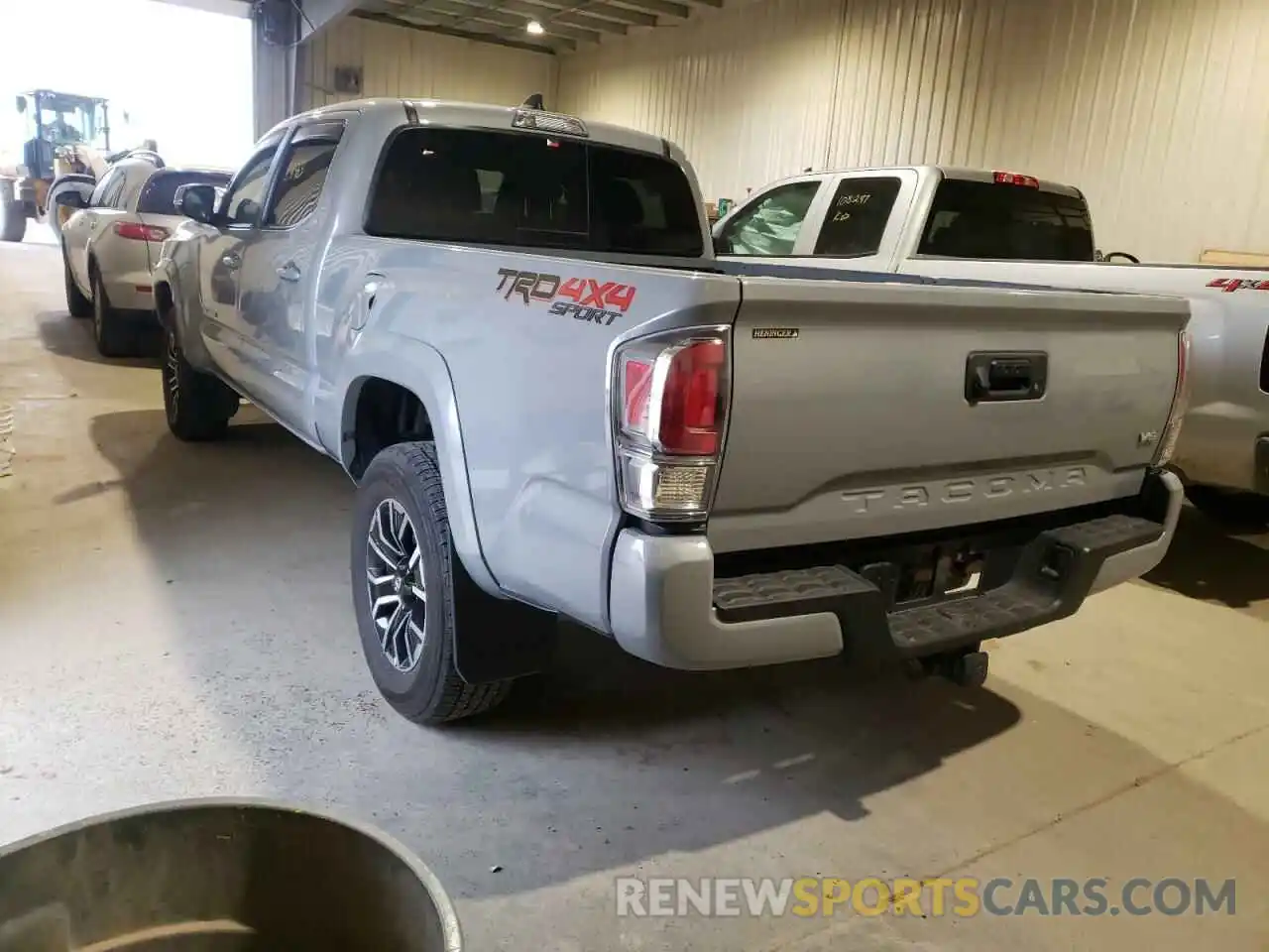 3 Photograph of a damaged car 5TFDZ5BN0LX046713 TOYOTA TACOMA 2020